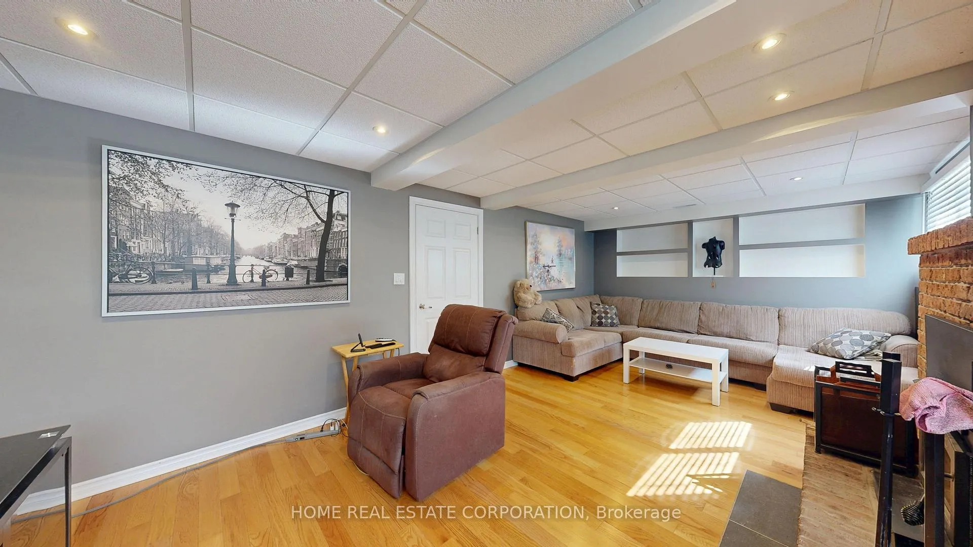 Photo 17 of 13 Rene Lane, St. Catharines, Secord Woods — HOMEH