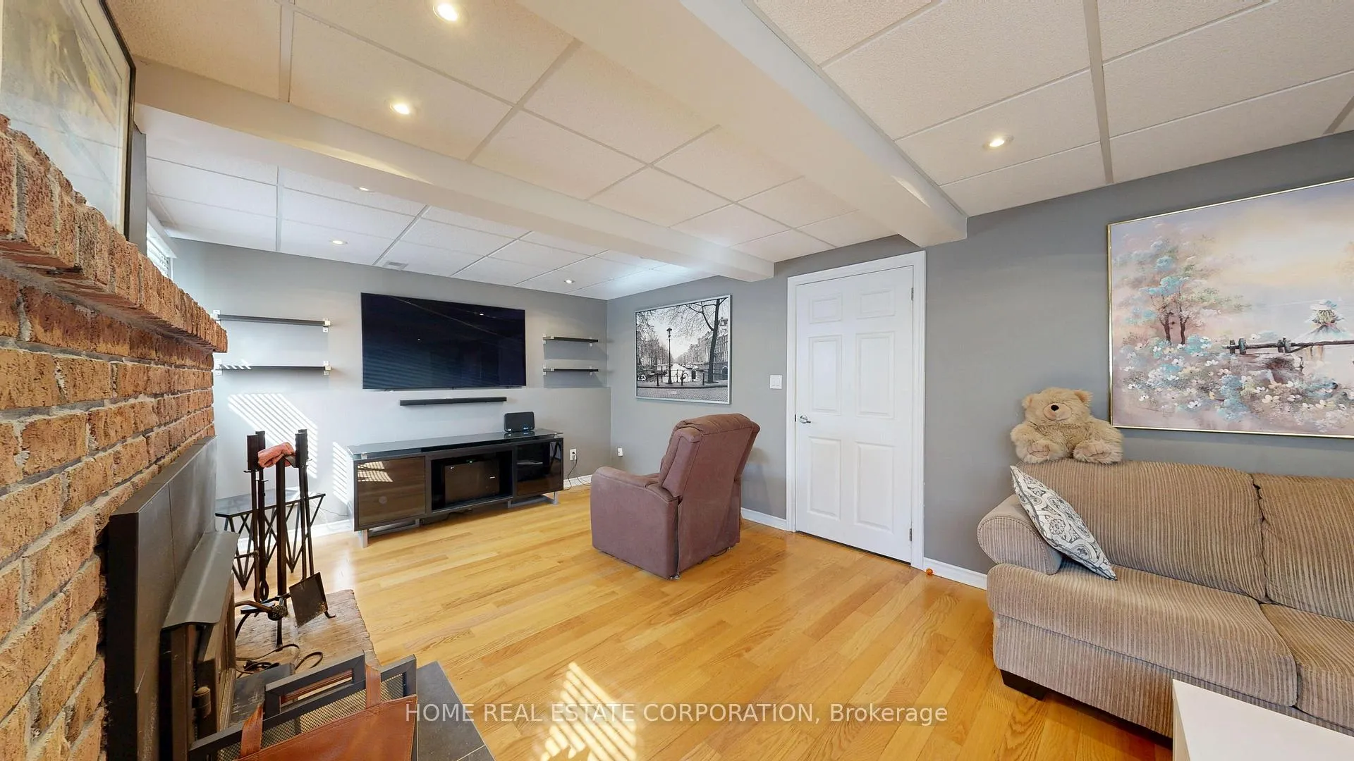 Photo 19 of 13 Rene Lane, St. Catharines, Secord Woods — HOMEH