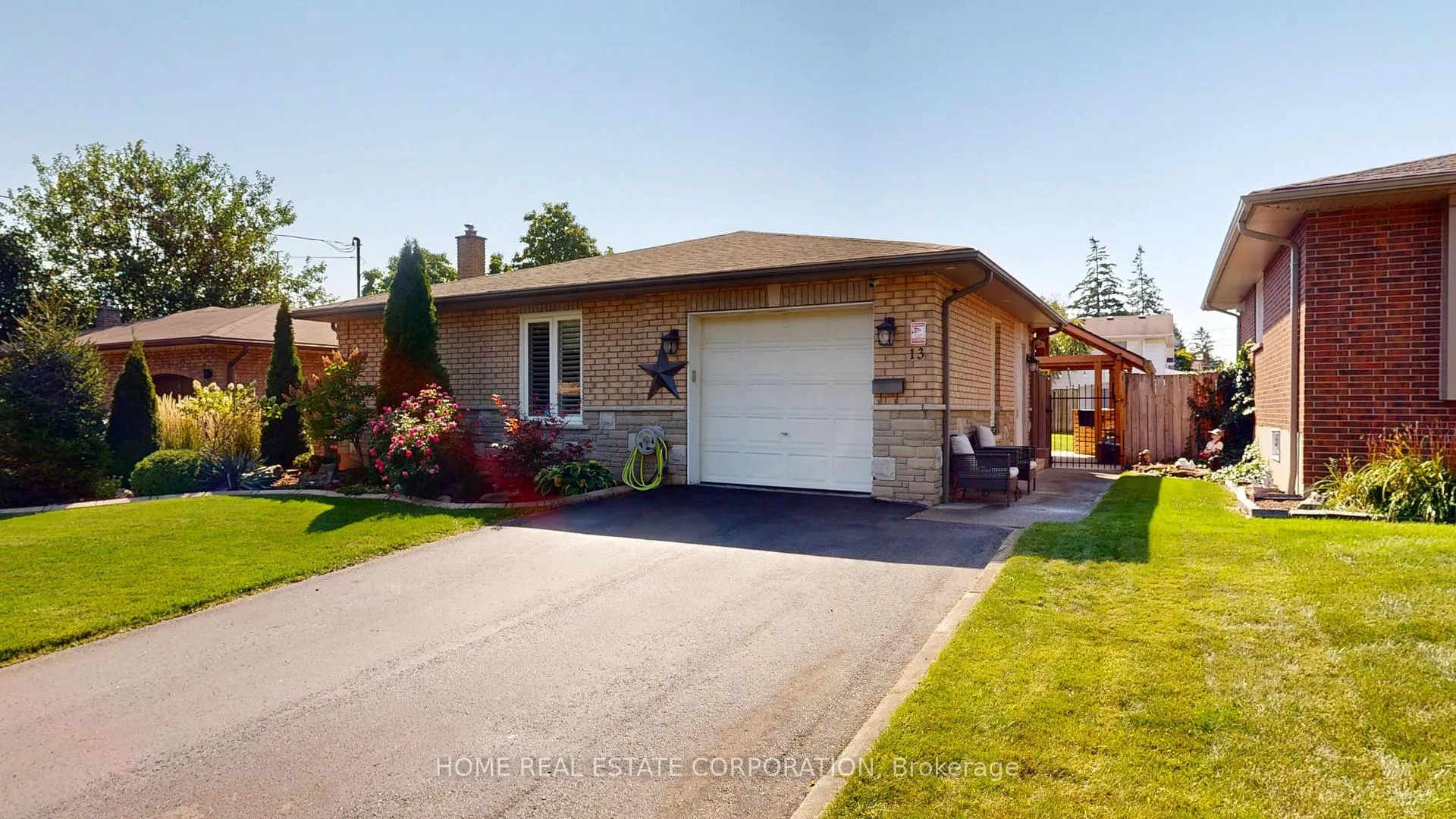 Photo 1 of 13 Rene Lane, St. Catharines, Secord Woods — HOMEH
