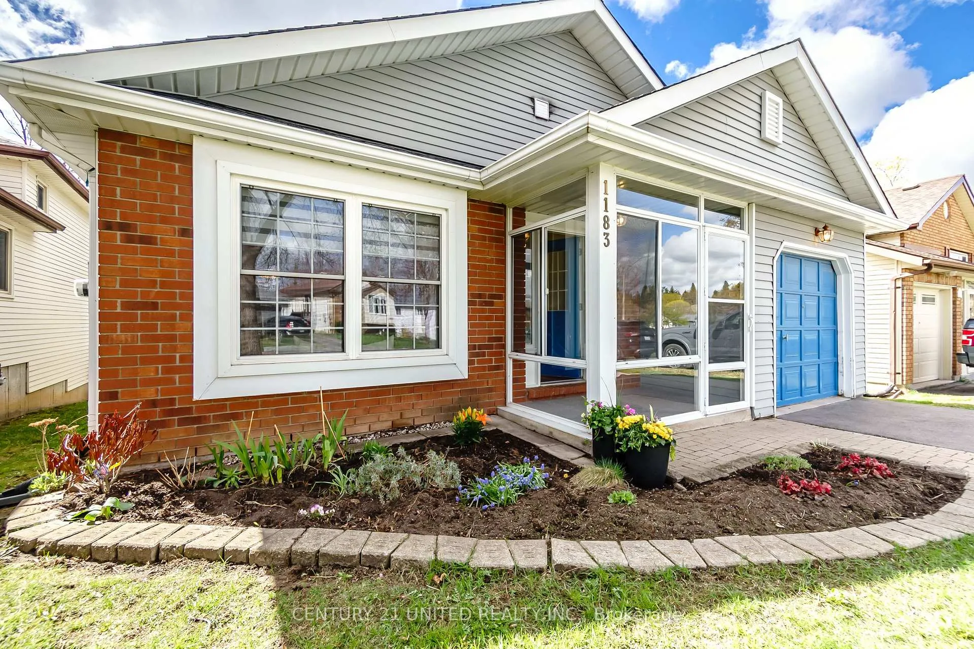 Photo 4 of 1183 Huntington Circle, Peterborough, Otonabee Ward 1 — HOMEH
