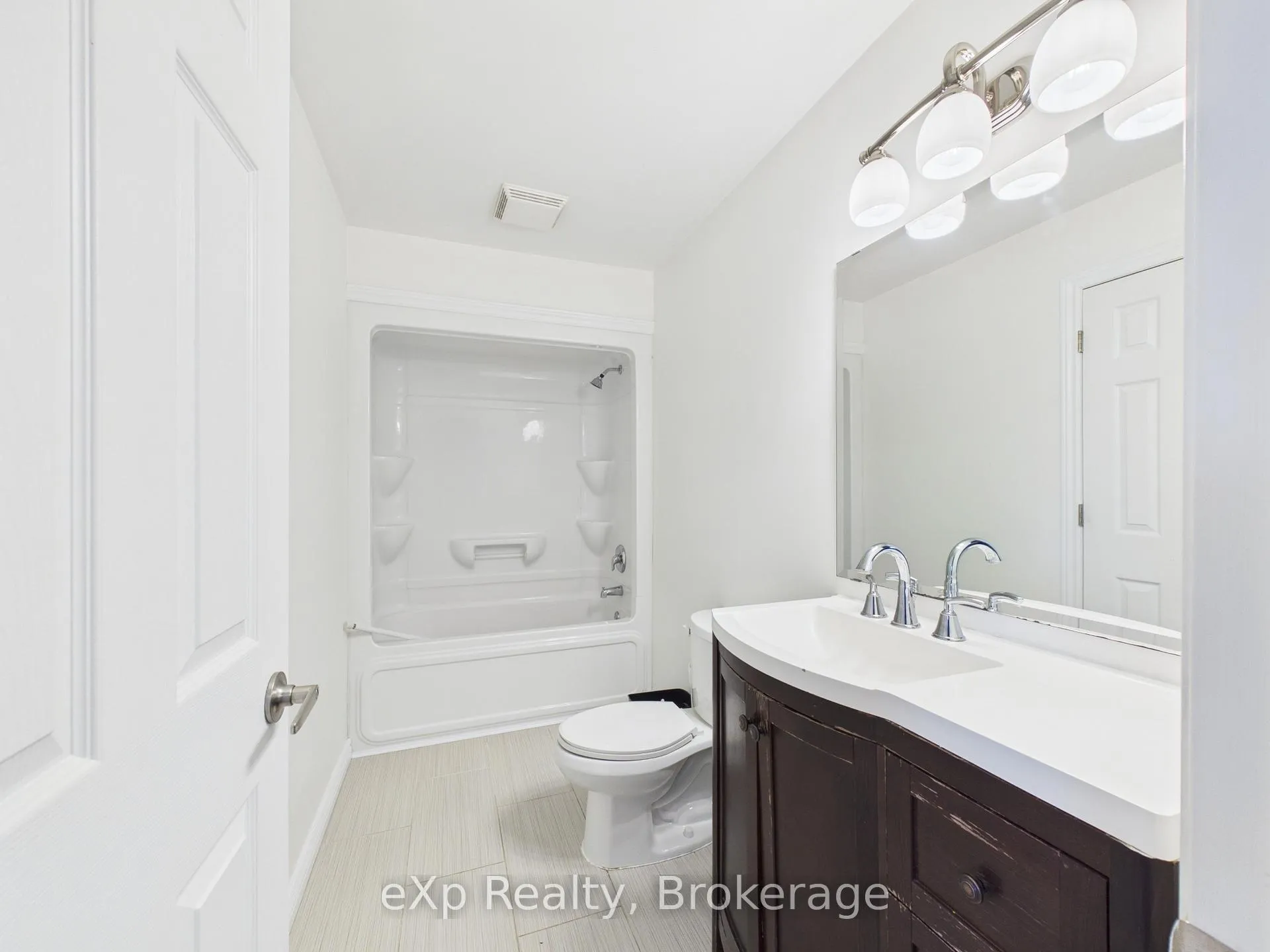 Photo 10 of Unit 2, 55 Regent Street S, Arran-Elderslie — HOMEH