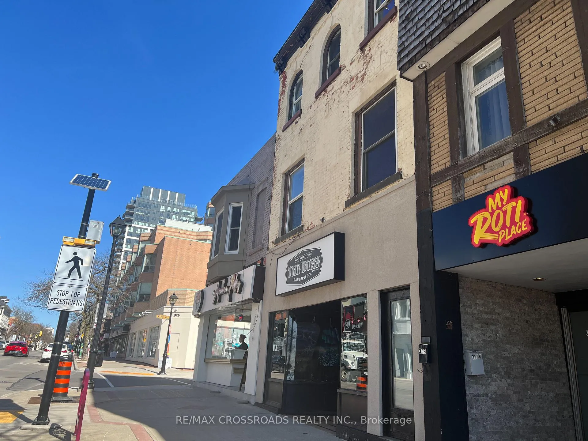 Front of 359A Brant Street