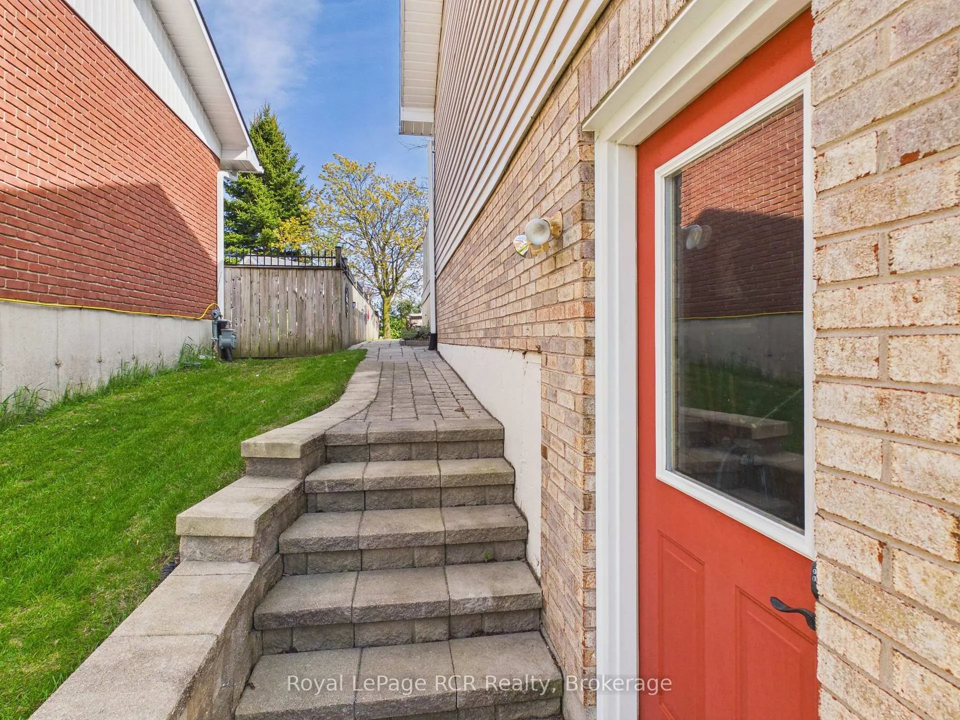 Photo 37 of 465 Grandview Road, North Huron, Wingham — HOMEH