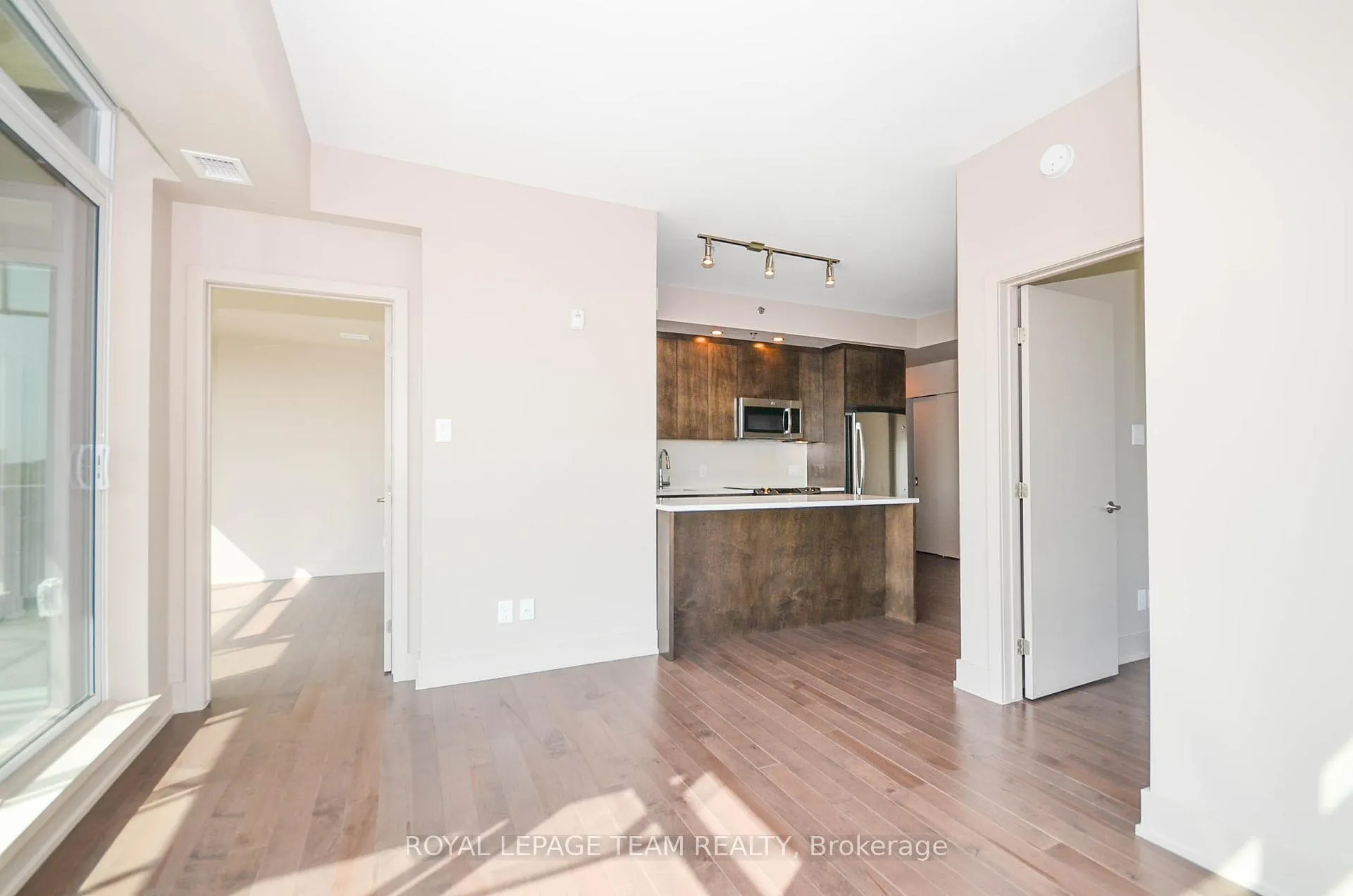 Photo 6 of Unit 701, 88 Richmond Road, Ottawa, Westboro/Hampton Park — HOMEH