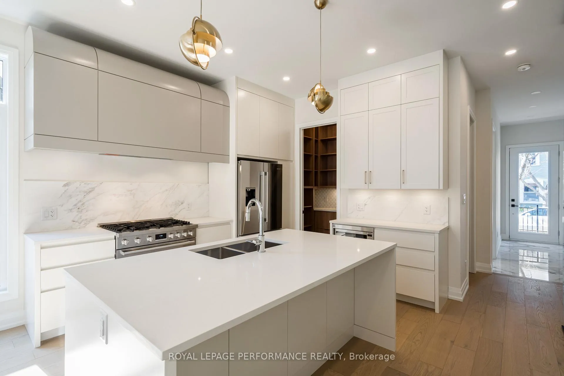 Photo 6 of 31 Commanda Way, Ottawa, Lindenlea — HOMEH