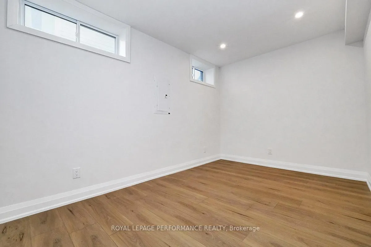 Photo 32 of 31 Commanda Way, Ottawa, Lindenlea — HOMEH