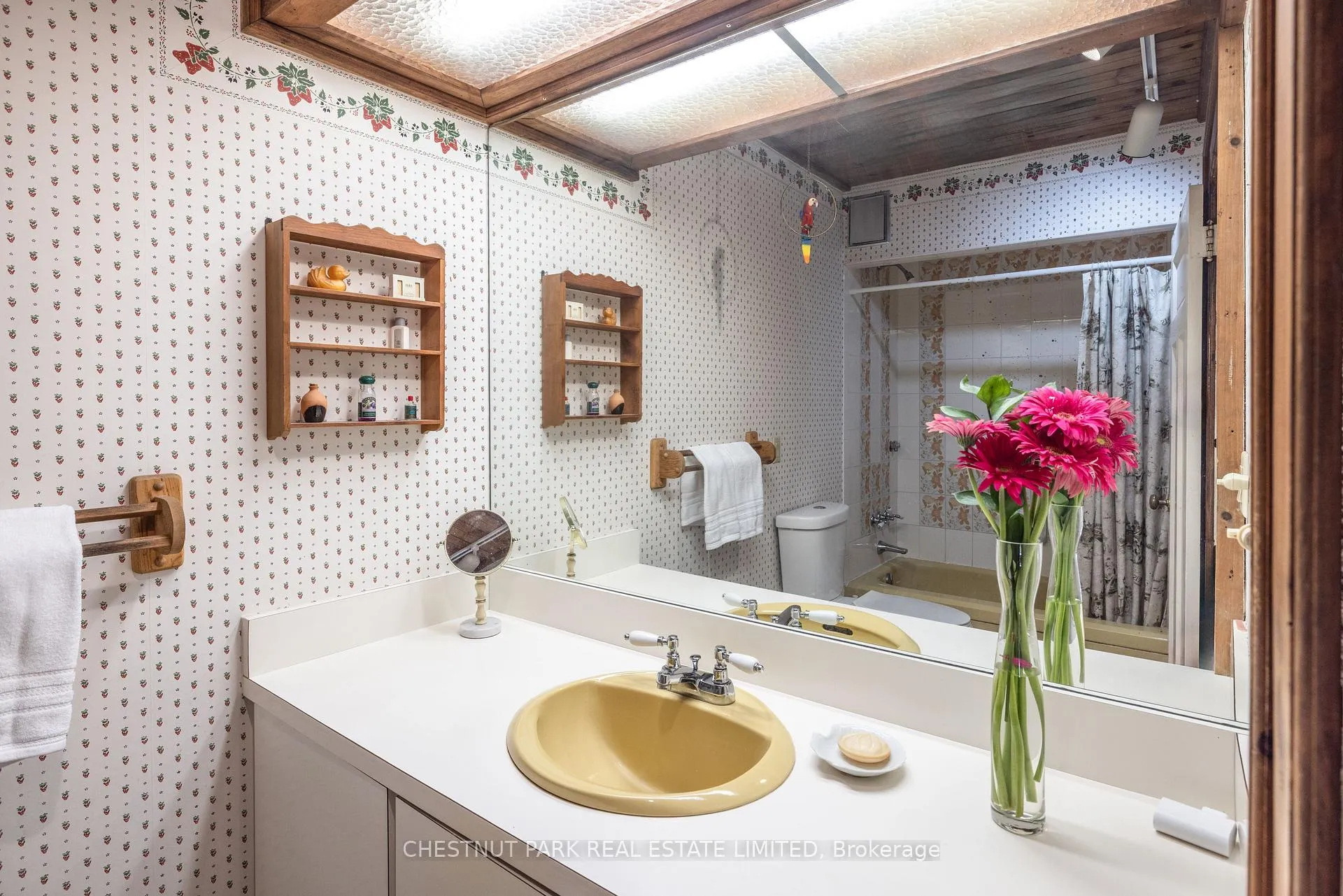 Photo 20 of 105 Dawlish Avenue, Toronto, Lawrence Park South — HOMEH