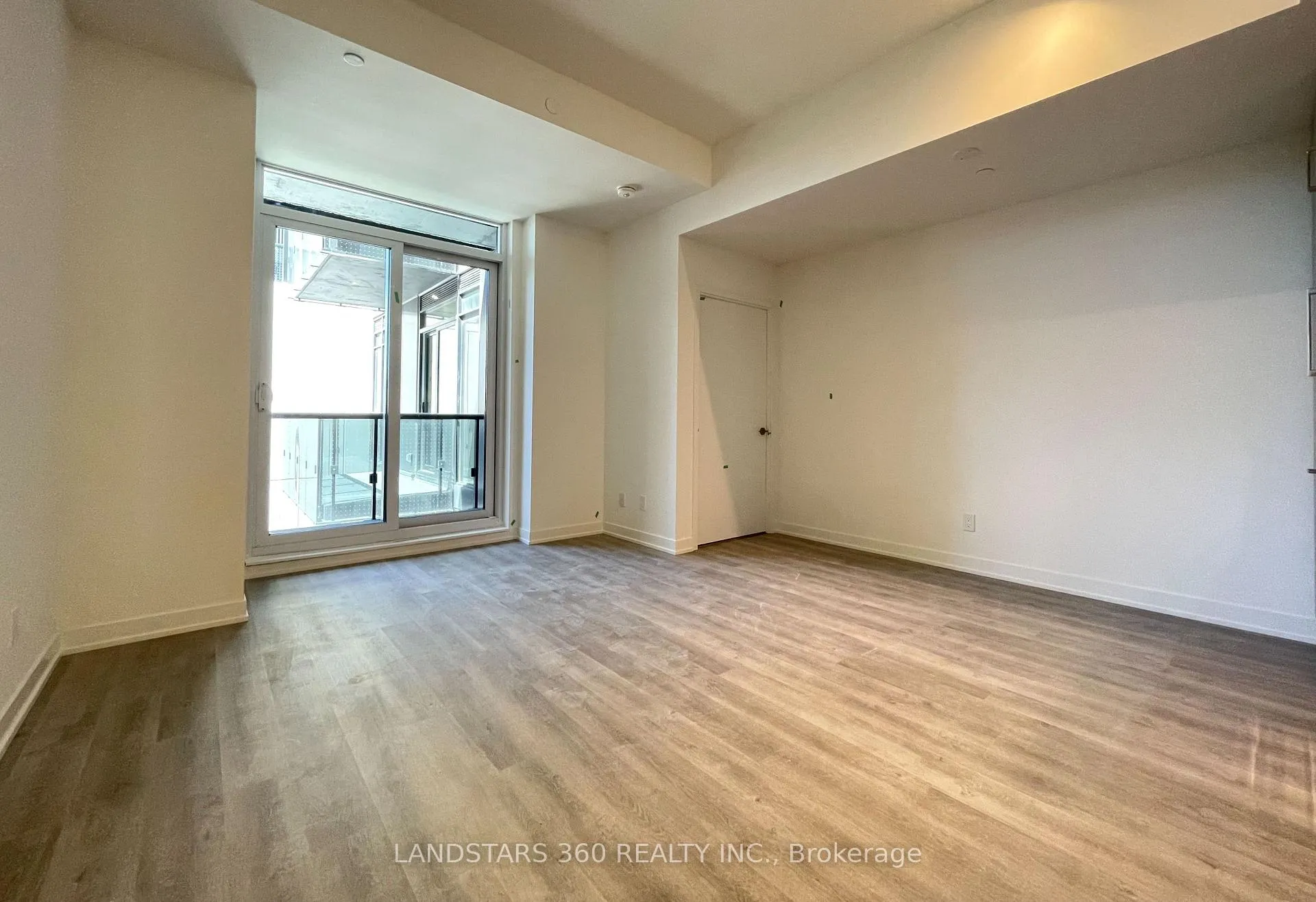 Photo 5 of Unit 1017, 292 Verdale Crossing, Markham, Unionville — HOMEH