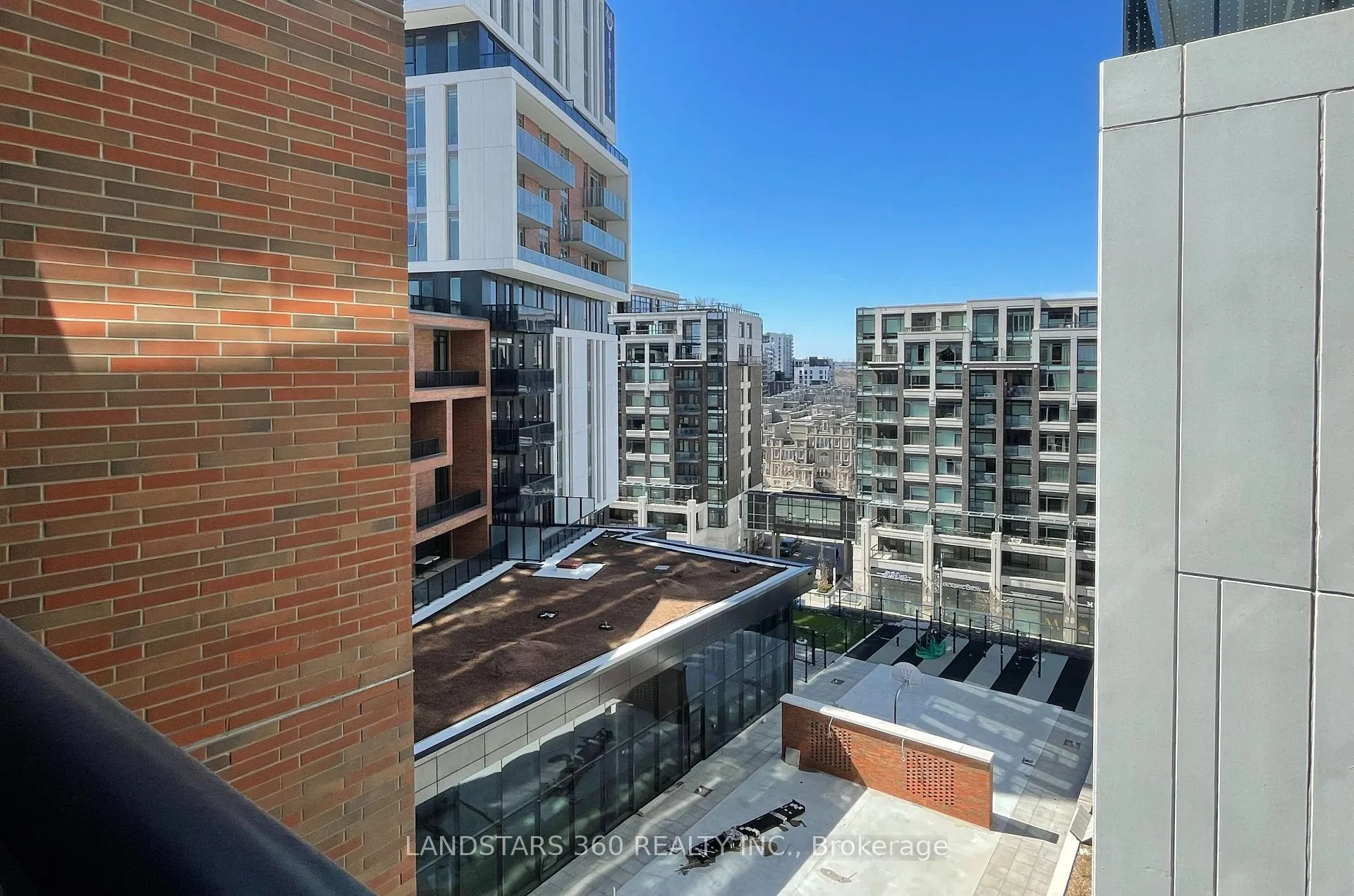 Photo 11 of Unit 1017, 292 Verdale Crossing, Markham, Unionville — HOMEH