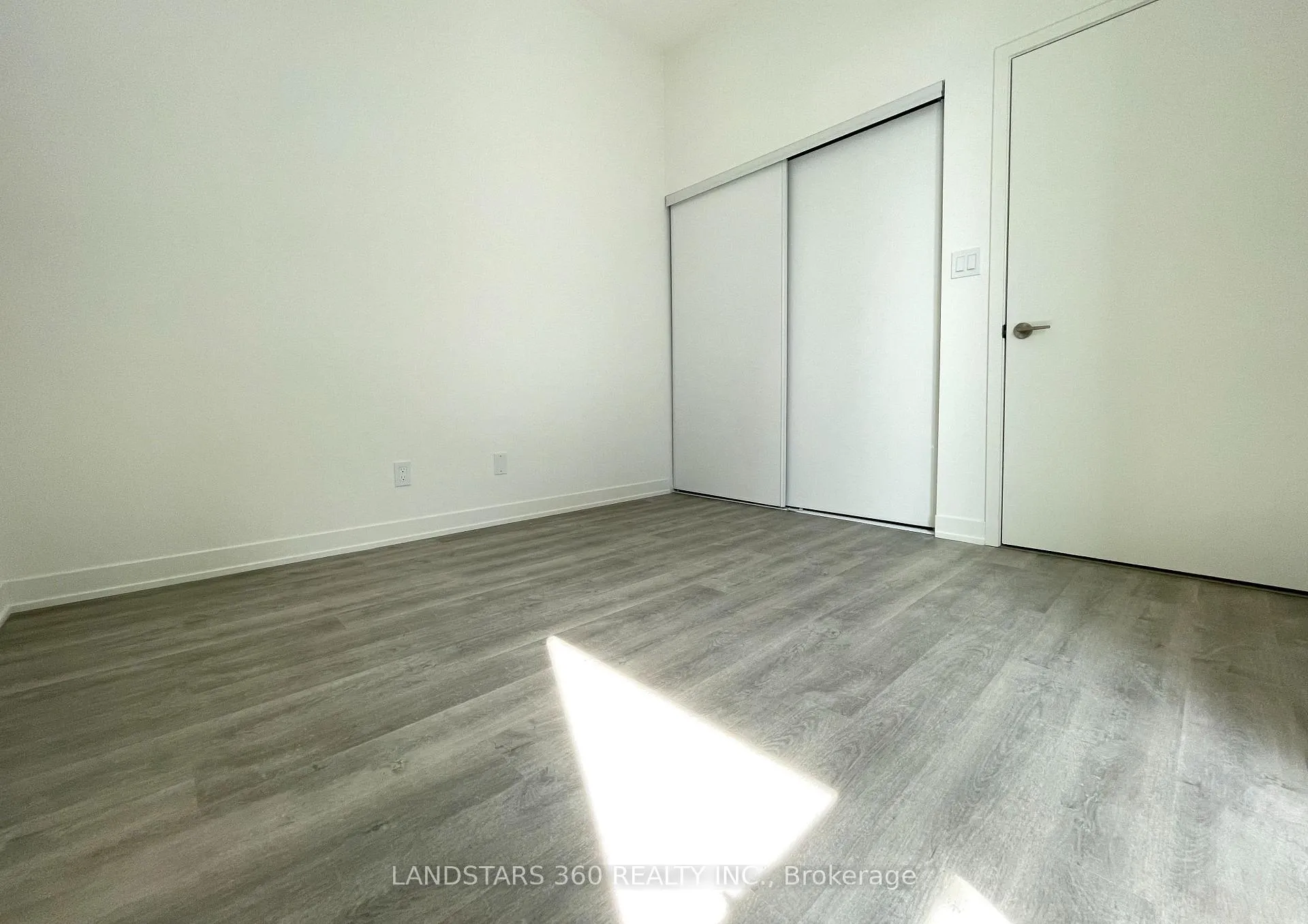 Photo 14 of Unit 1017, 292 Verdale Crossing, Markham, Unionville — HOMEH