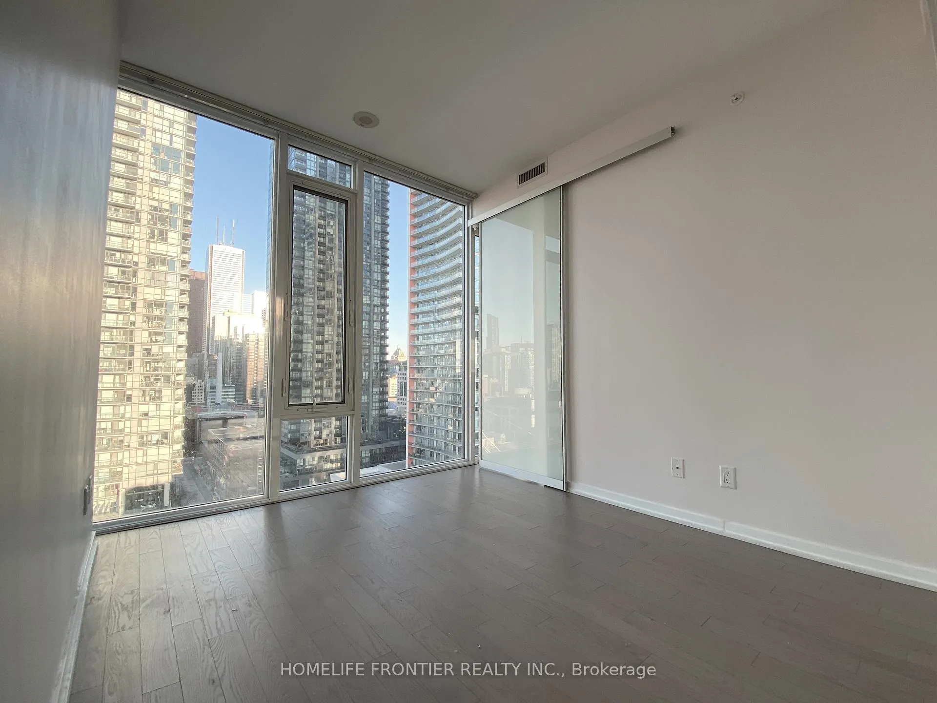 Photo 6 of Unit 1706, 101 Peter Street, Toronto, Waterfront Communities — HOMEH