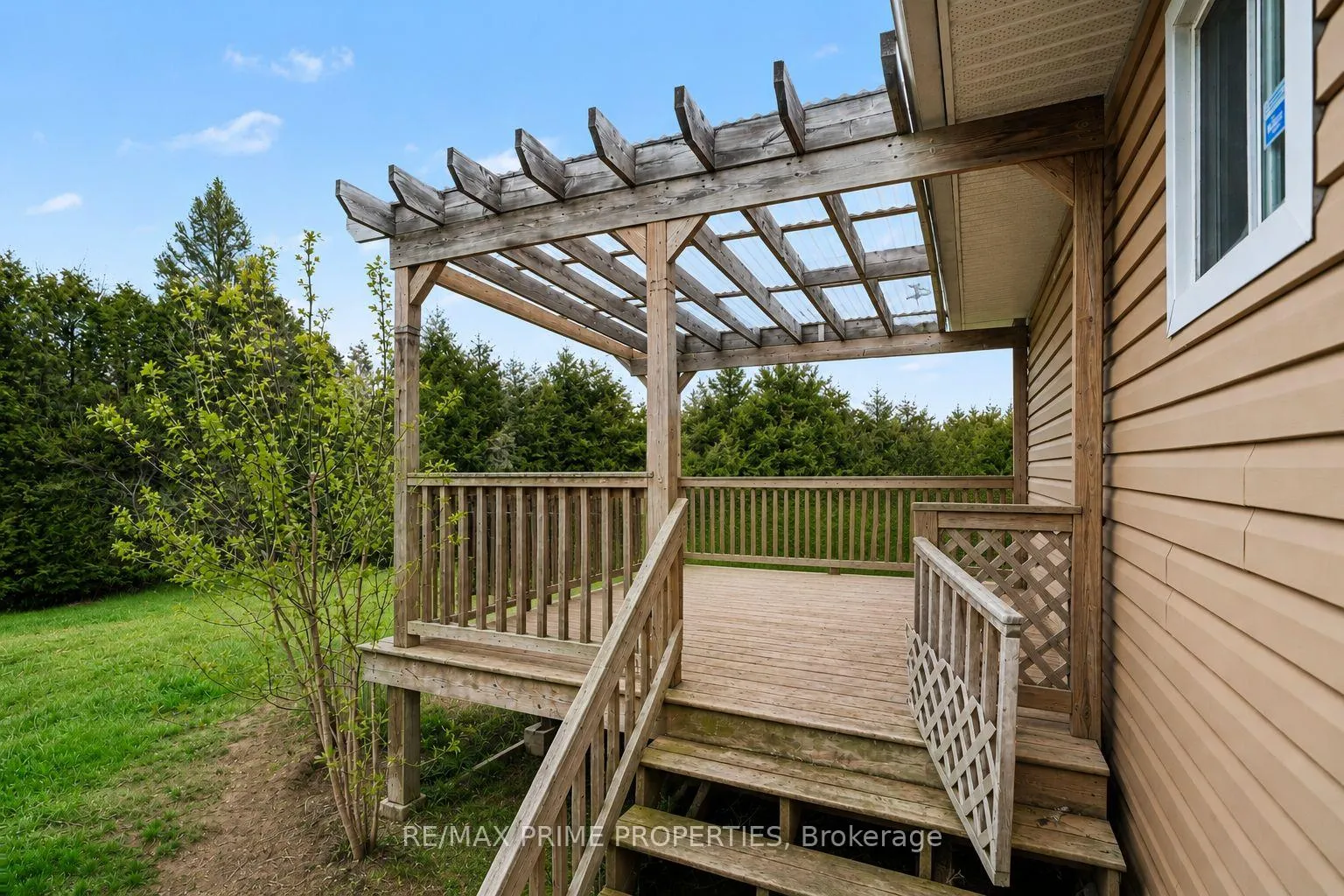 Photo 4 of 1110 Hyndman Road, Edwardsburgh/Cardinal, Edwardsburgh/Cardinal Twp — HOMEH