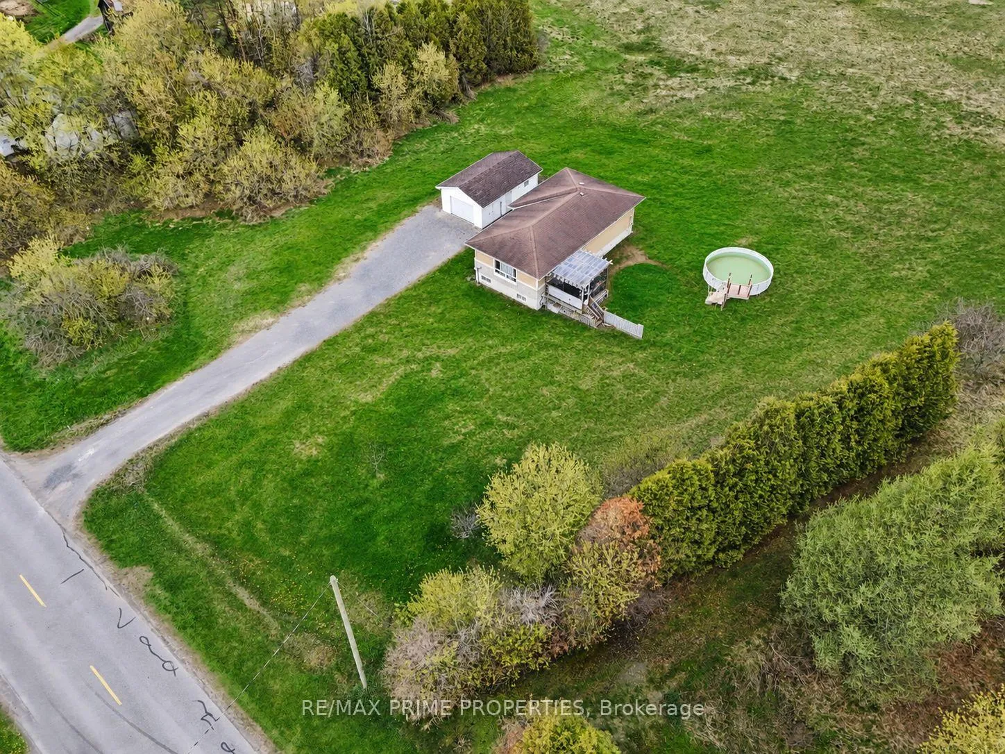 Photo 6 of 1110 Hyndman Road, Edwardsburgh/Cardinal, Edwardsburgh/Cardinal Twp — HOMEH