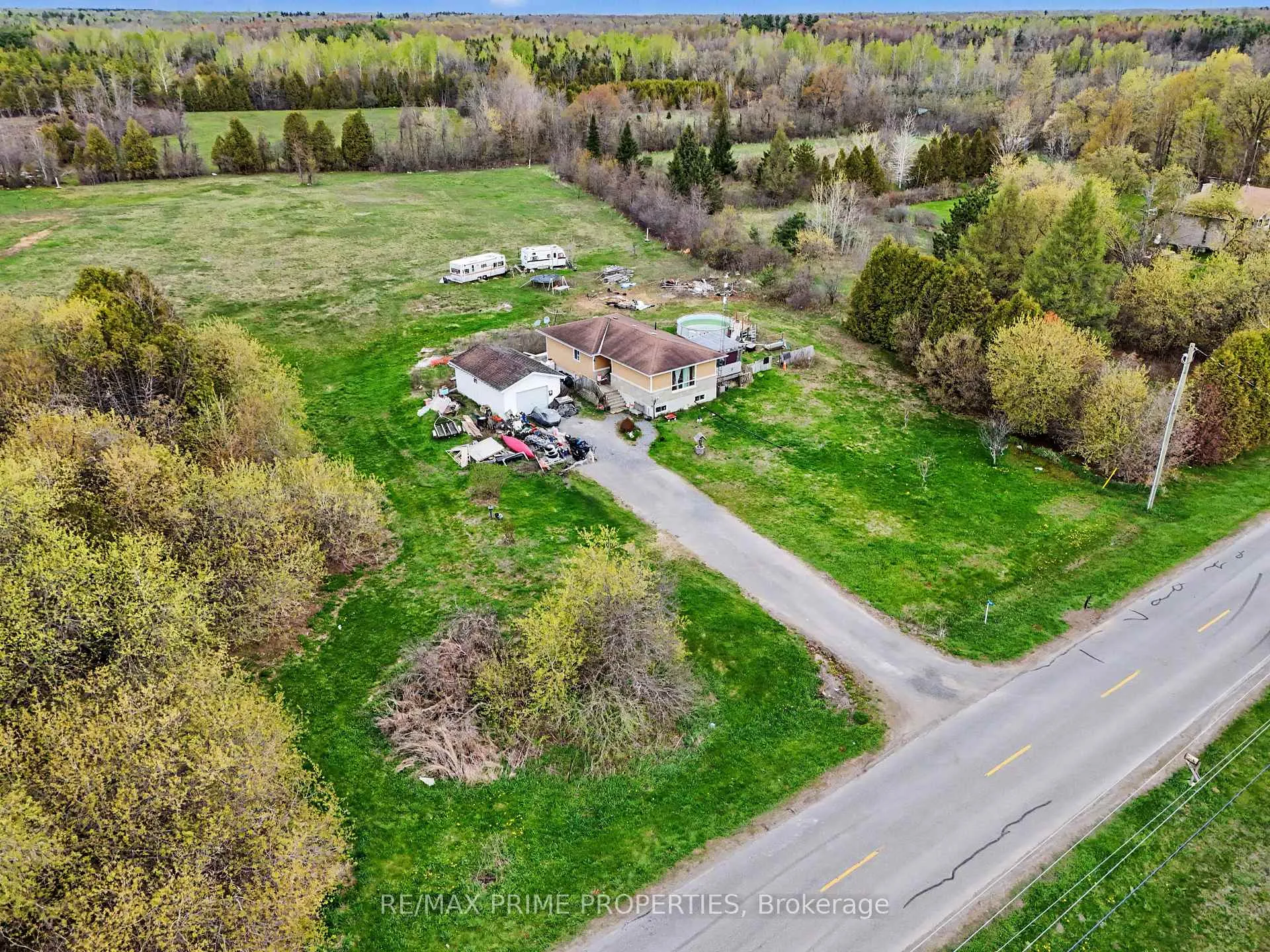 Photo 12 of 1110 Hyndman Road, Edwardsburgh/Cardinal, Edwardsburgh/Cardinal Twp — HOMEH