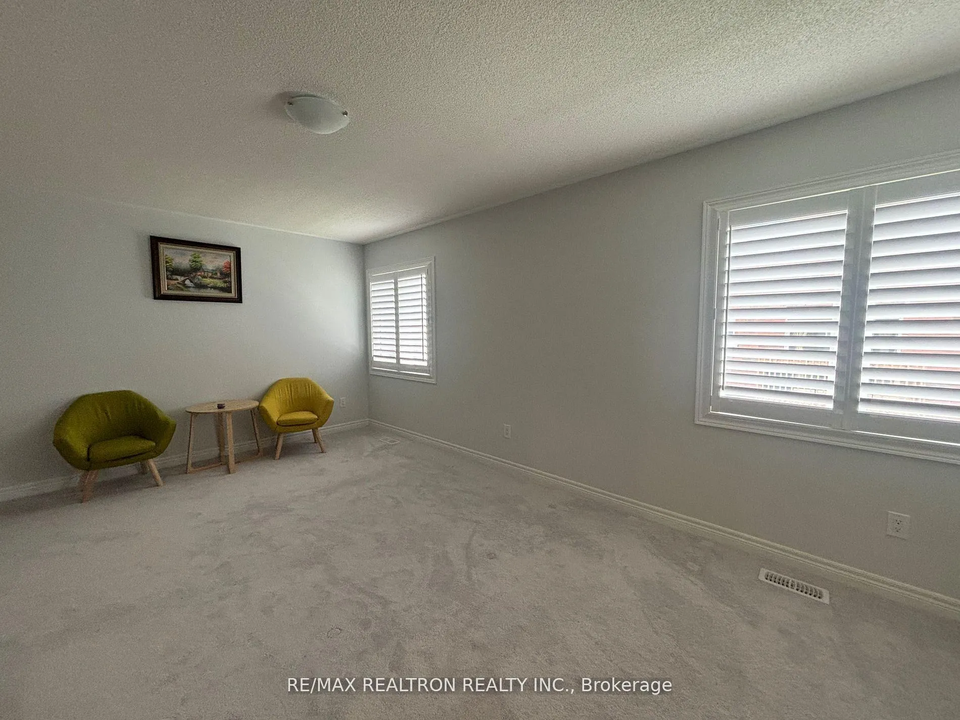 Photo 20 of 11 Father Muckle Avenue, Georgina, Keswick South — HOMEH