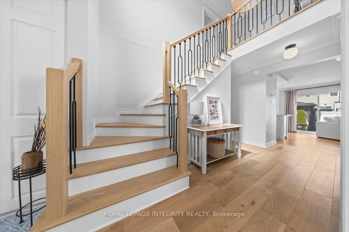 Photo 3 of 1749 Bellechasse Place, Ottawa, Chapel Hill — HOMEH