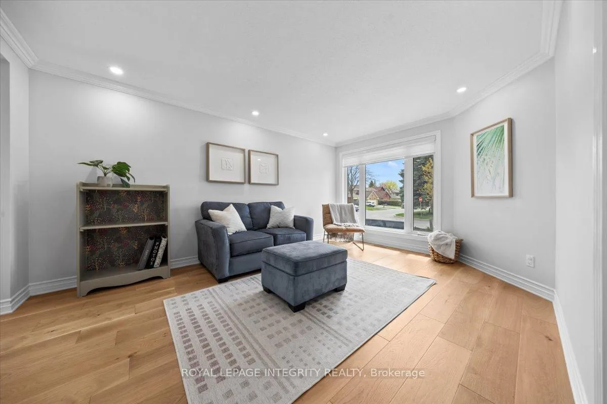 Photo 7 of 1749 Bellechasse Place, Ottawa, Chapel Hill — HOMEH