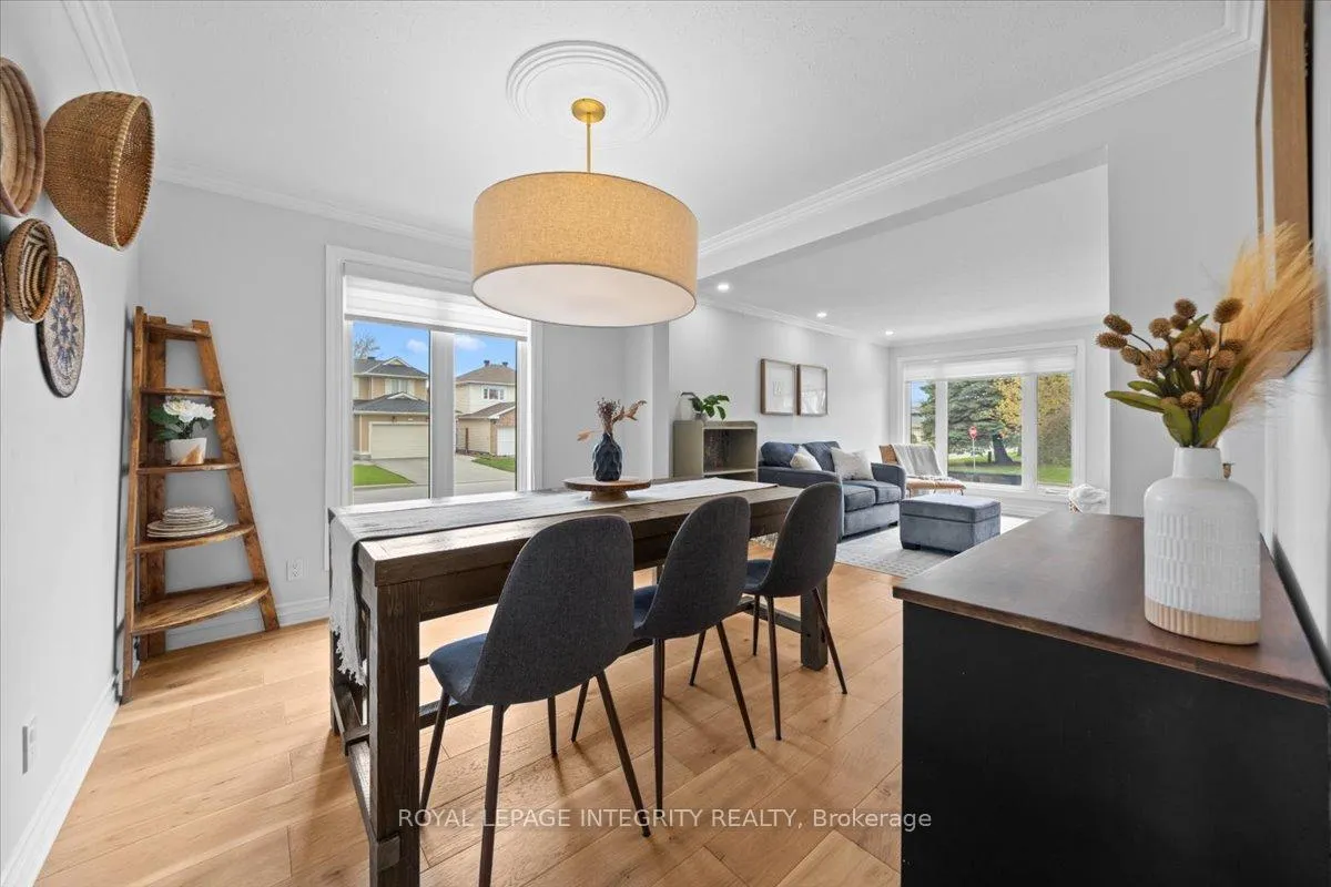 Photo 10 of 1749 Bellechasse Place, Ottawa, Chapel Hill — HOMEH