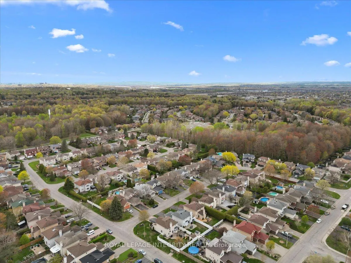 Photo 48 of 1749 Bellechasse Place, Ottawa, Chapel Hill — HOMEH