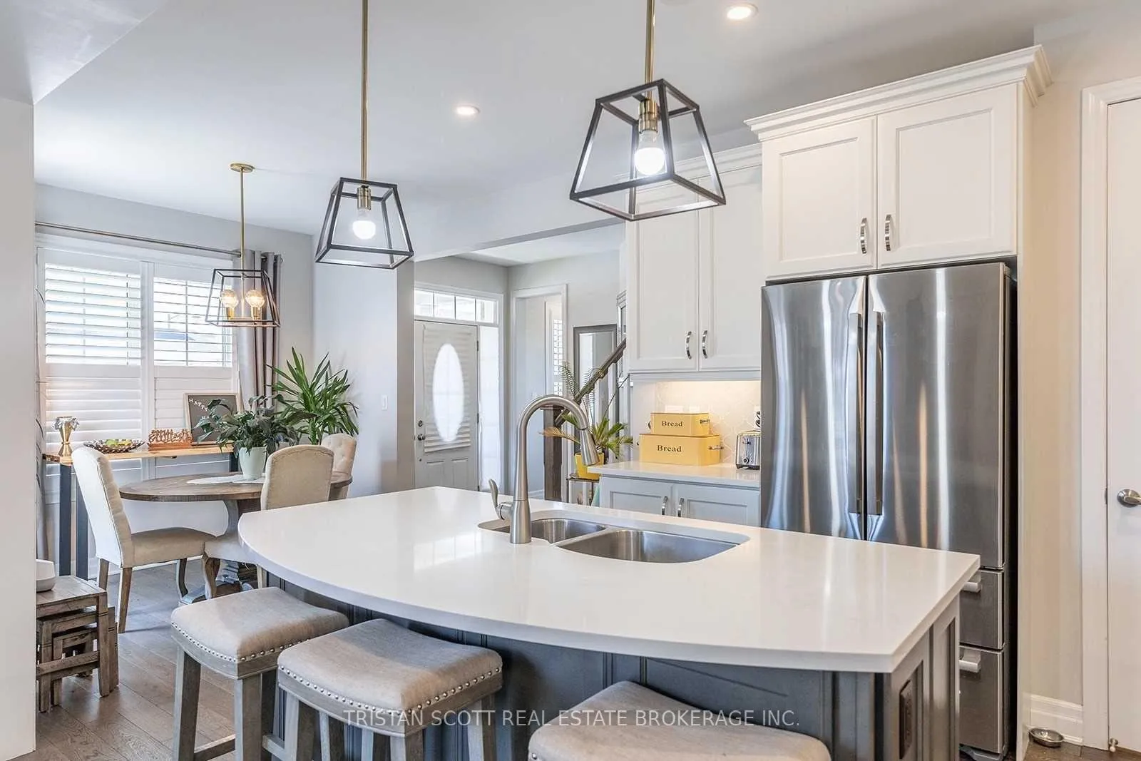 Photo 6 of 1208 Leger Way, Milton, Ford — HOMEH