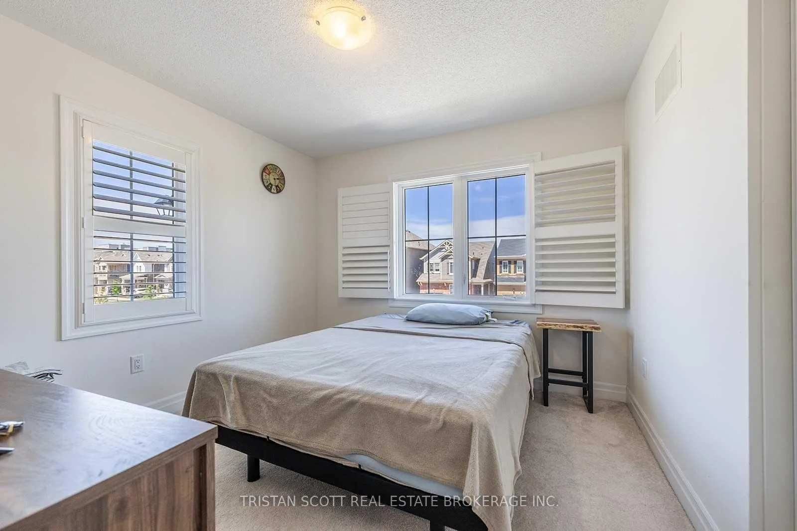 Photo 13 of 1208 Leger Way, Milton, Ford — HOMEH