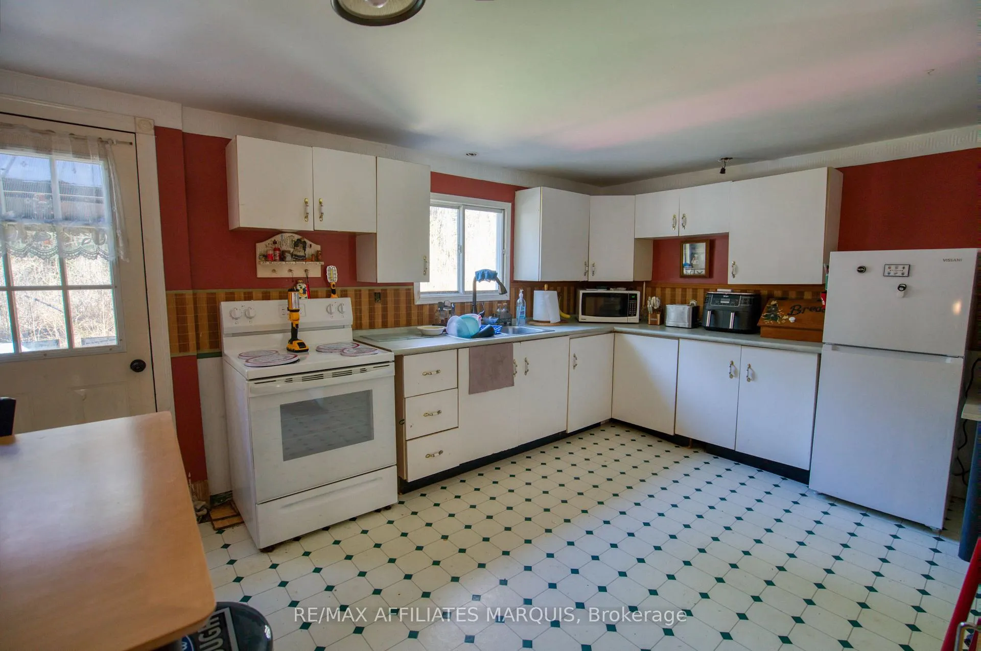 Photo 8 of 641 Harper Road, Tay Valley, Bathurst/Burgess & Sherbrooke (Bathurst) Twp — HOMEH