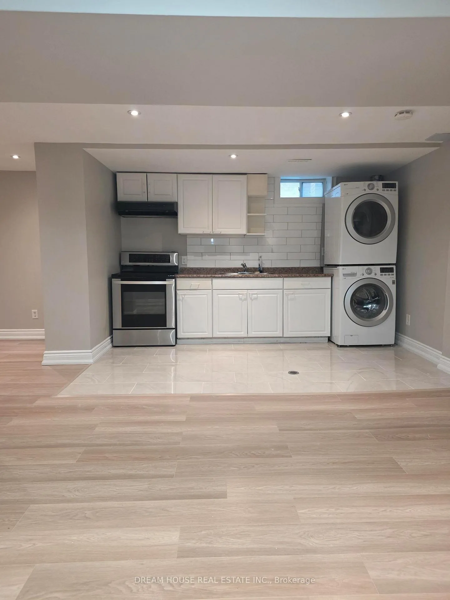 Photo 6 of Unit Basement, 1566 Marshcourt Drive, Pickering, Village East — HOMEH