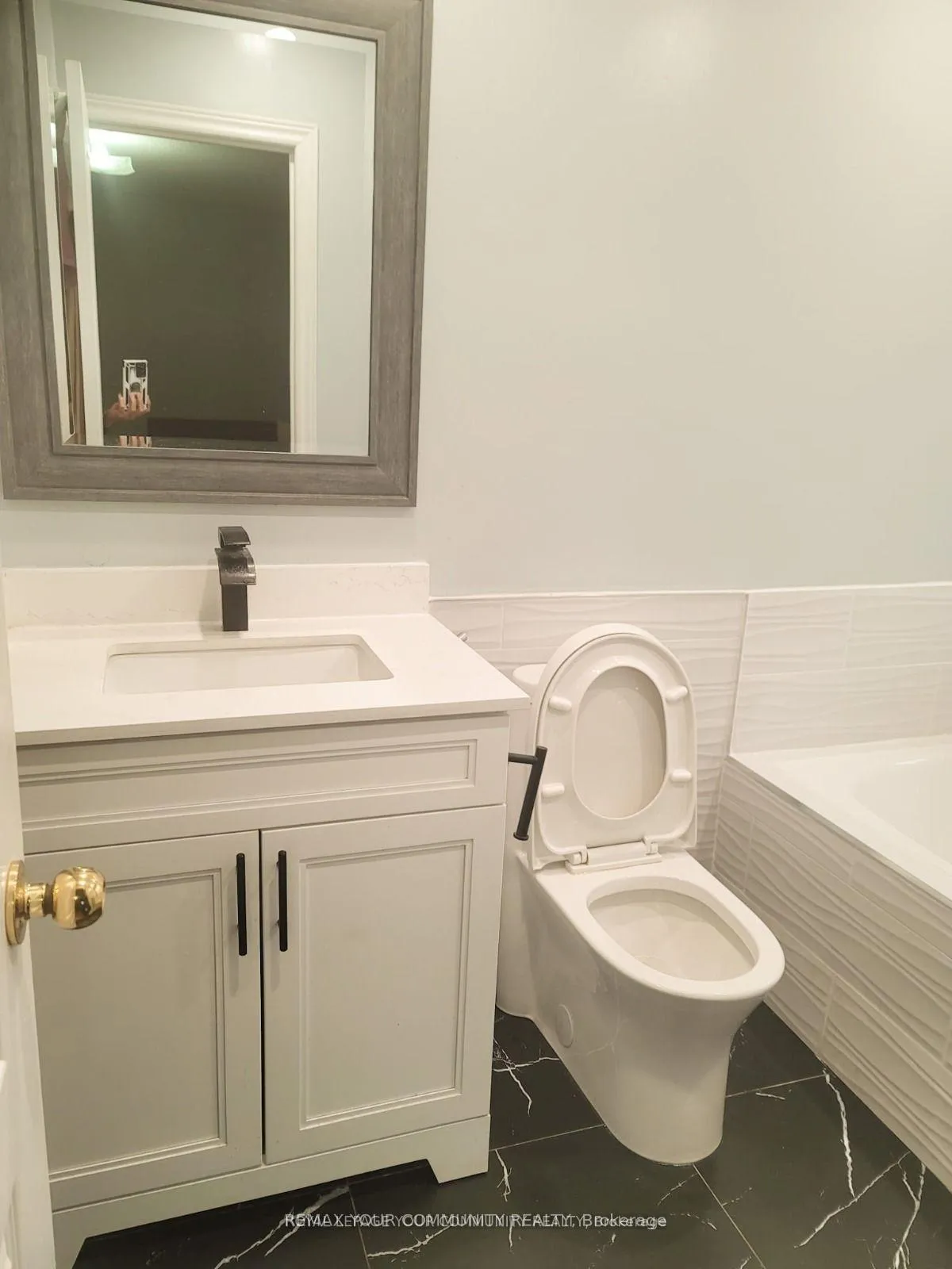 Photo 14 of 25 Laura Sabrina Drive, Vaughan, Sonoma Heights — HOMEH