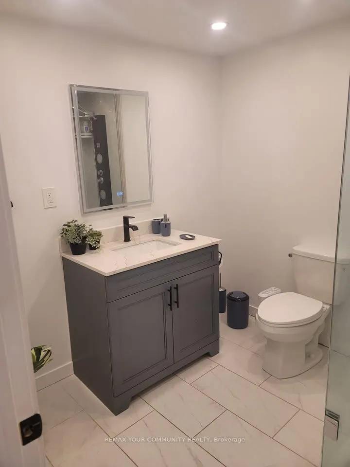 Photo 18 of 25 Laura Sabrina Drive, Vaughan, Sonoma Heights — HOMEH