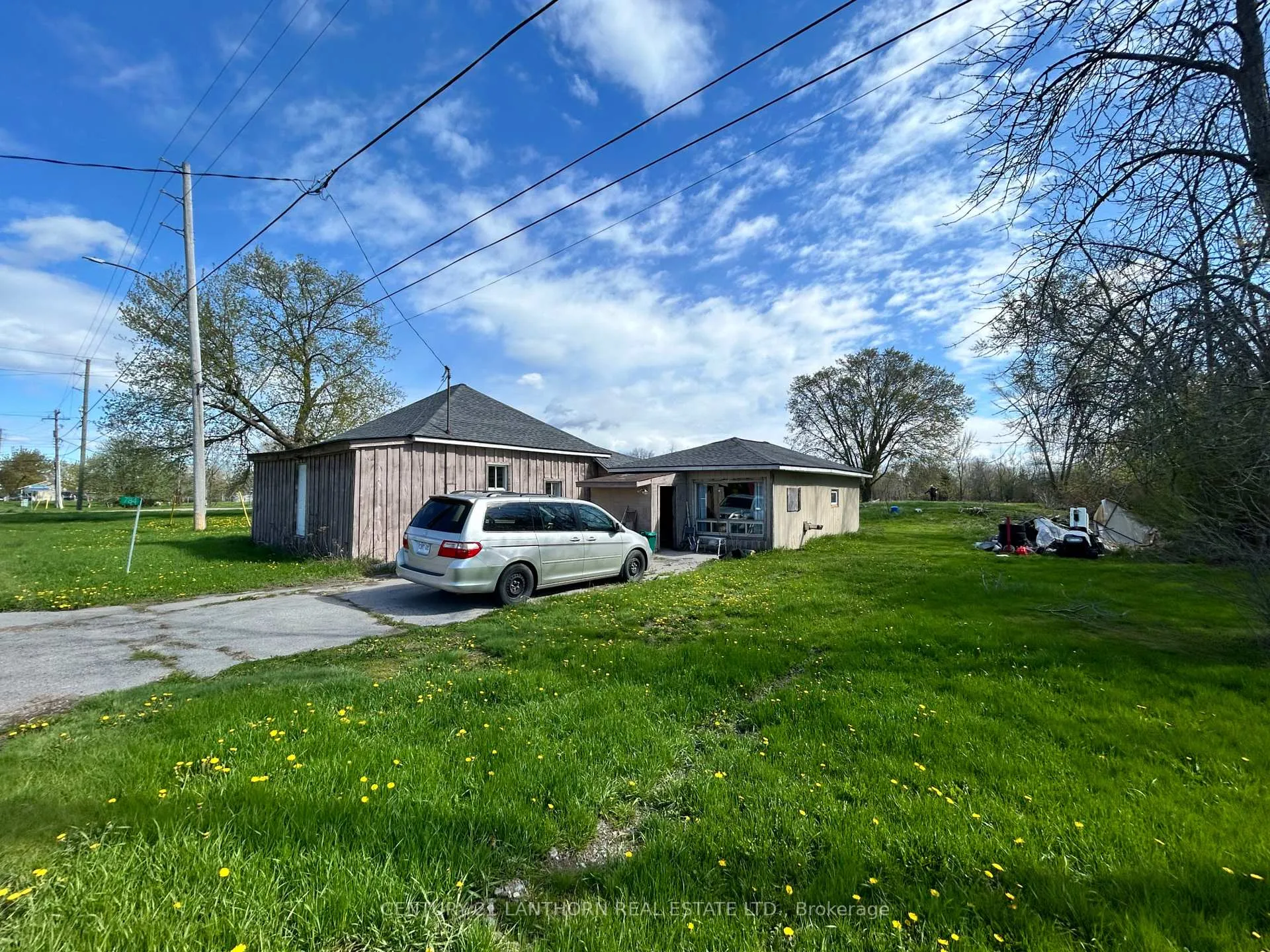 Photo 1 of 784 County Road 28, Prince Edward County, Ameliasburg Ward — HOMEH