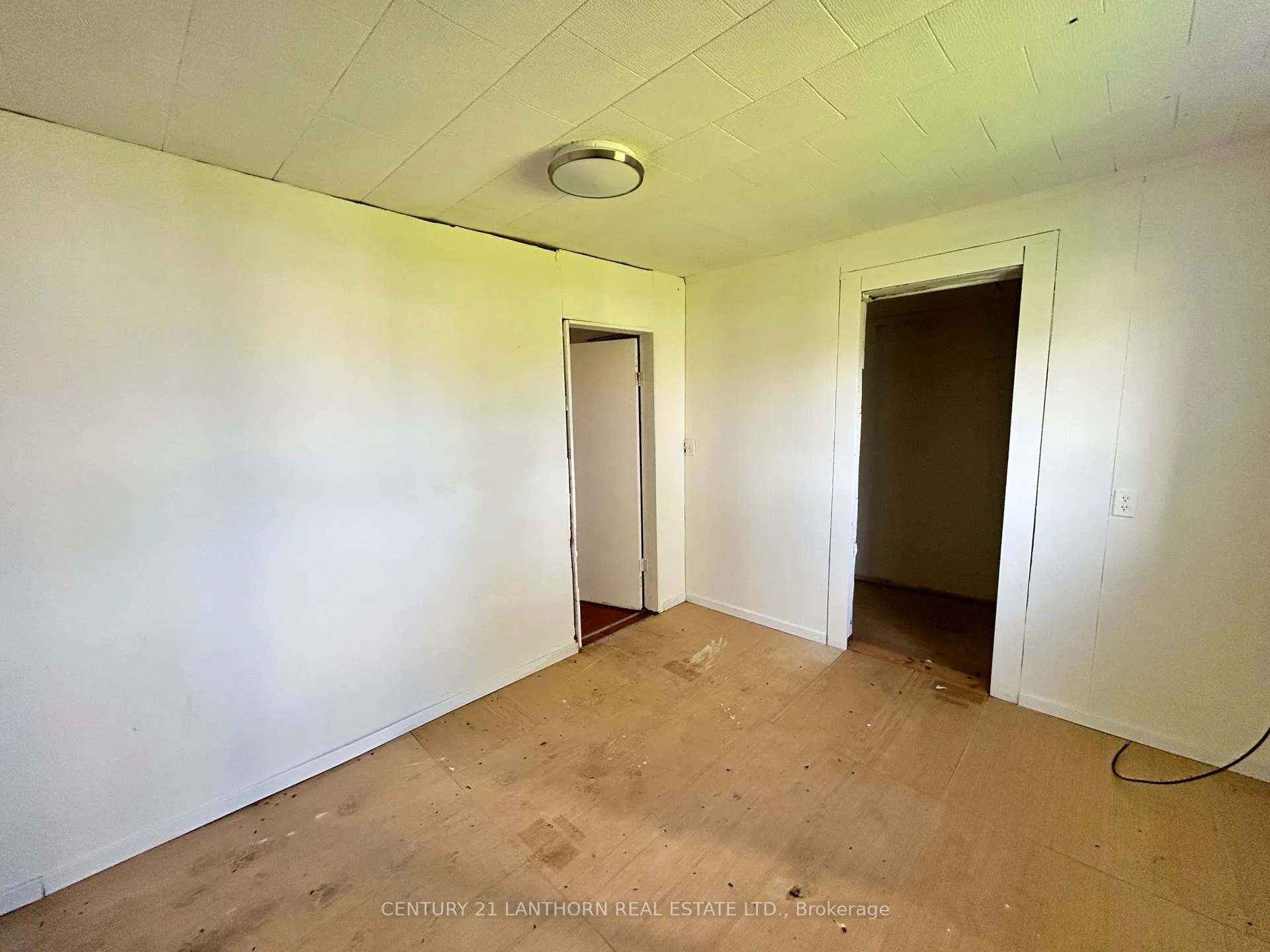 Photo 32 of 784 County Road 28, Prince Edward County, Ameliasburg Ward — HOMEH