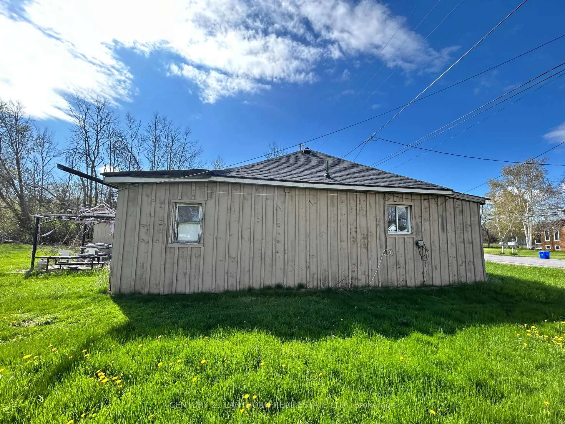 Photo 41 of 784 County Road 28, Prince Edward County, Ameliasburg Ward — HOMEH