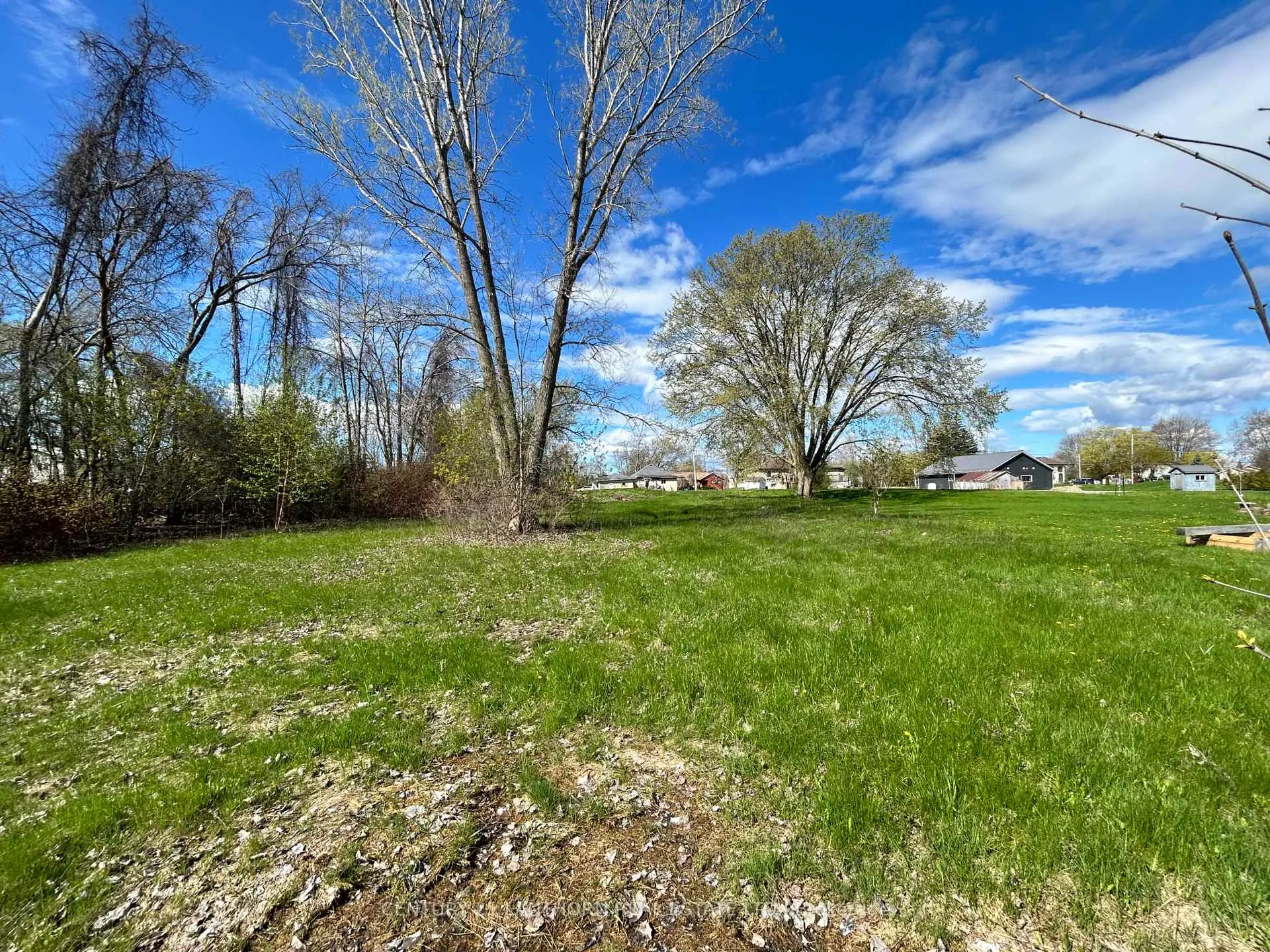 Photo 44 of 784 County Road 28, Prince Edward County, Ameliasburg Ward — HOMEH
