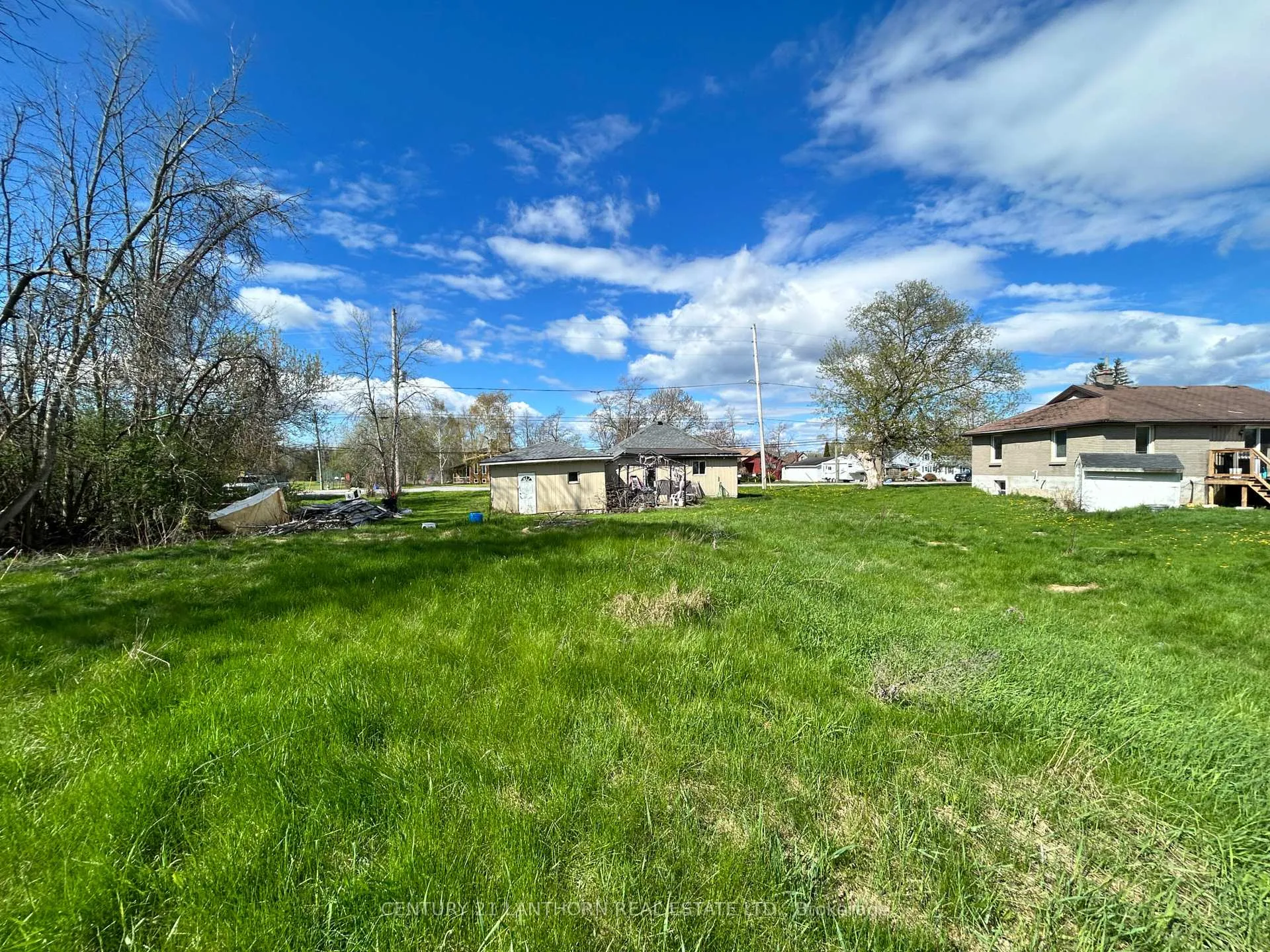 Photo 48 of 784 County Road 28, Prince Edward County, Ameliasburg Ward — HOMEH