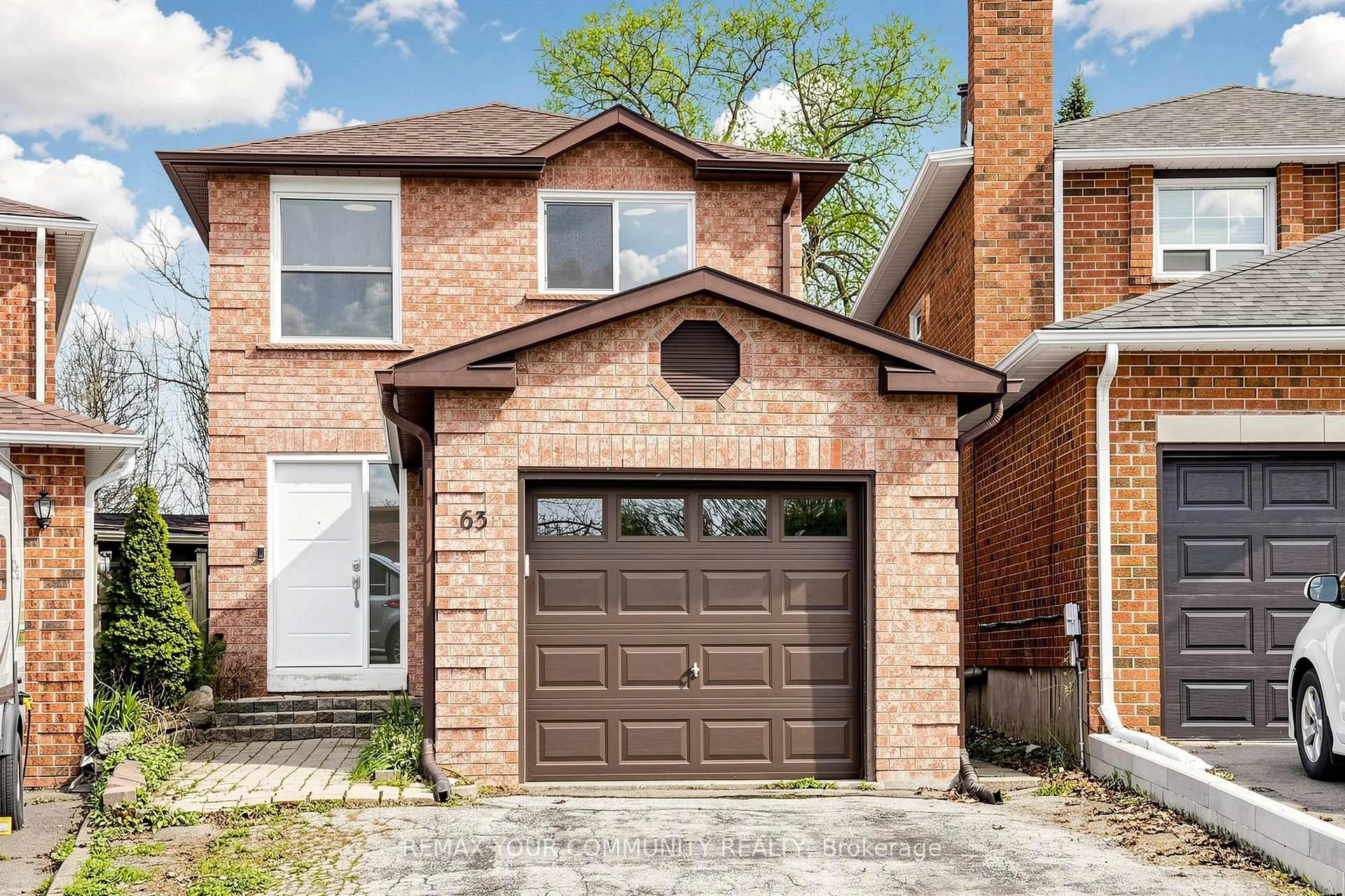 Photo 2 of Unit Upper, 63 Patrice Crescent, Vaughan, Crestwood-Springfarm-Yorkhill — HOMEH