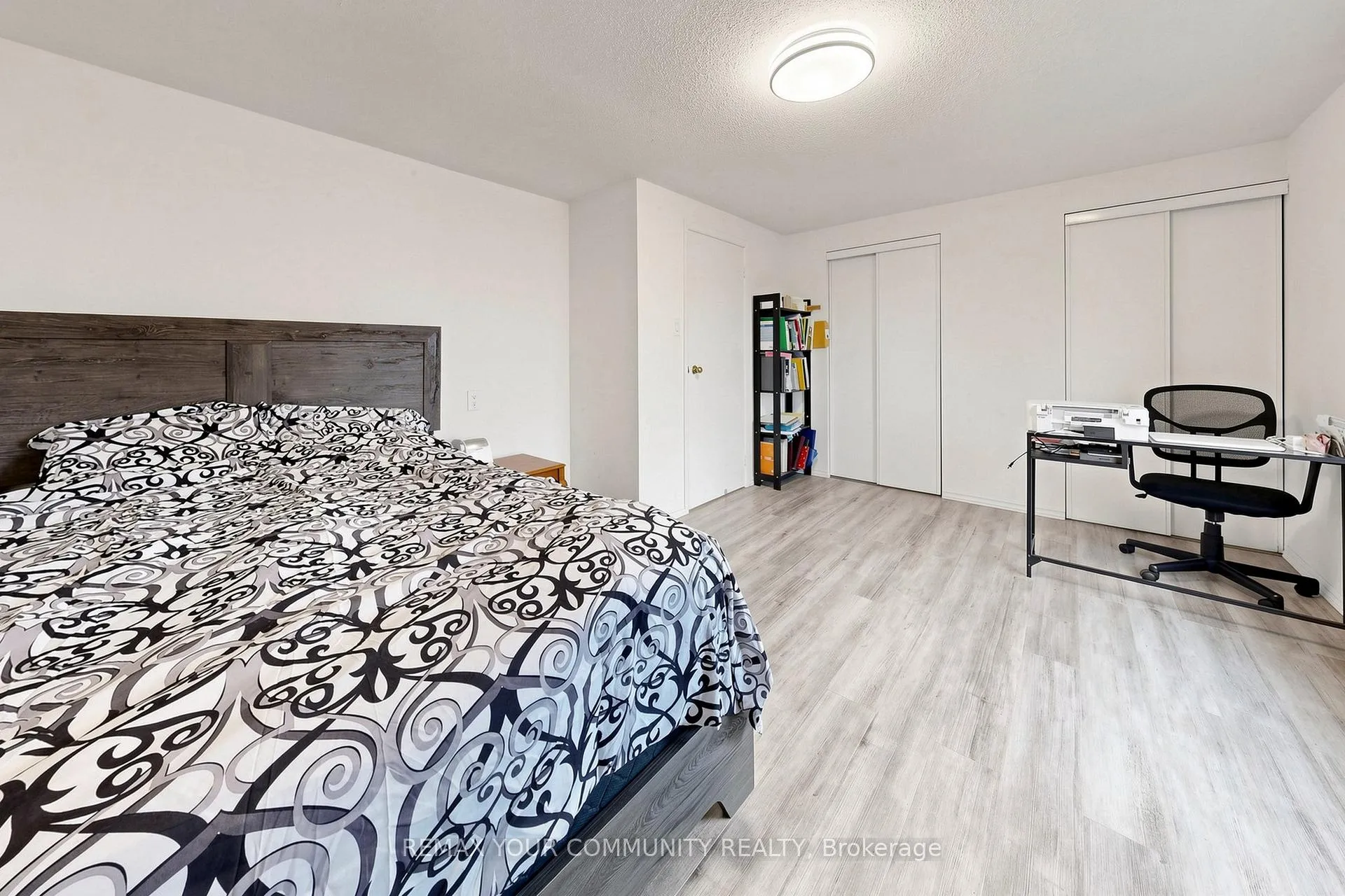 Photo 25 of Unit Upper, 63 Patrice Crescent, Vaughan, Crestwood-Springfarm-Yorkhill — HOMEH
