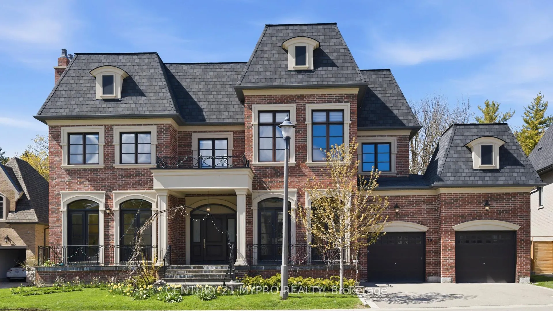 Photo 1 of 70 Davina Circle, Aurora, Aurora Estates — HOMEH