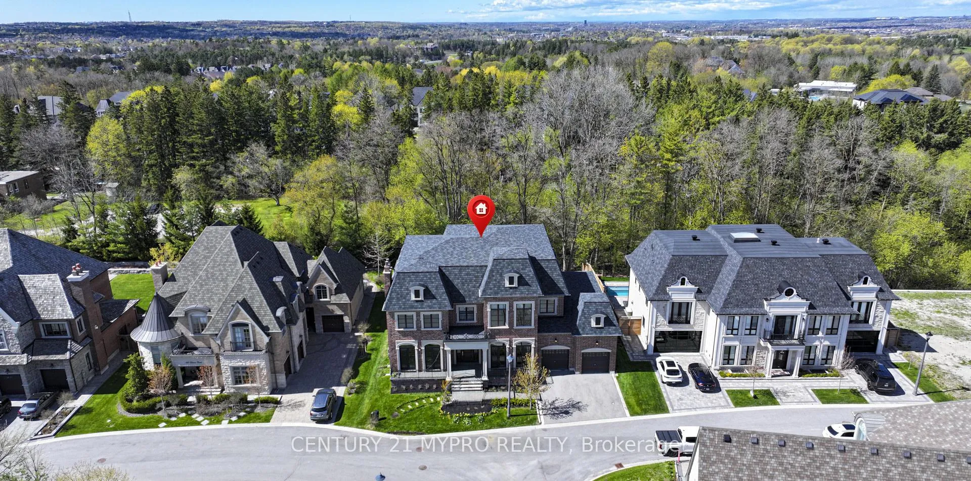 Photo 4 of 70 Davina Circle, Aurora, Aurora Estates — HOMEH