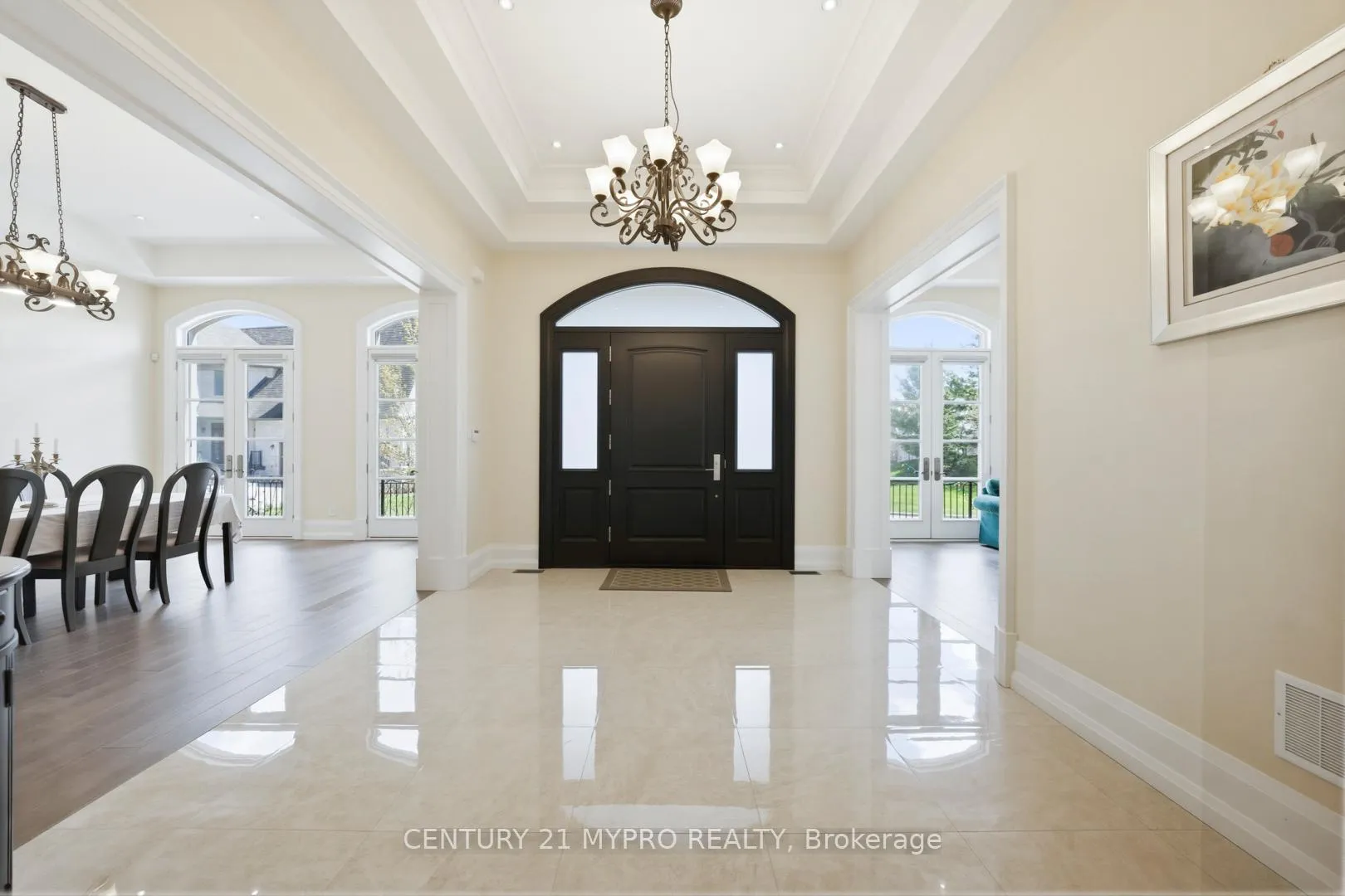 Photo 8 of 70 Davina Circle, Aurora, Aurora Estates — HOMEH