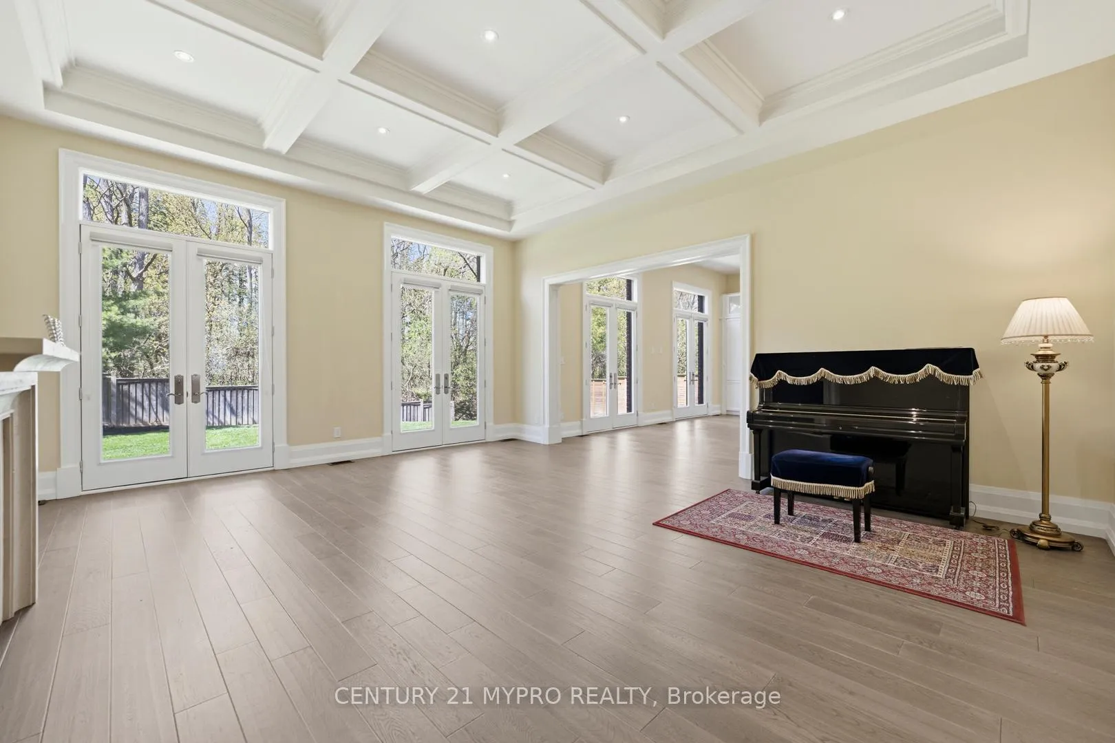 Photo 15 of 70 Davina Circle, Aurora, Aurora Estates — HOMEH