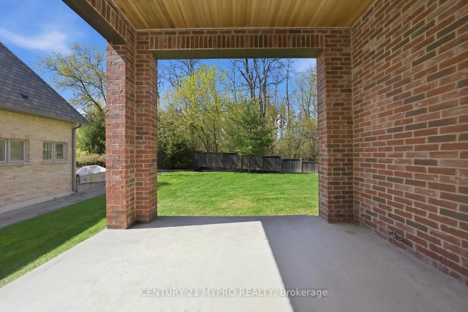 Photo 30 of 70 Davina Circle, Aurora, Aurora Estates — HOMEH