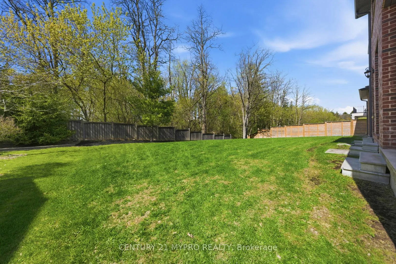 Photo 33 of 70 Davina Circle, Aurora, Aurora Estates — HOMEH