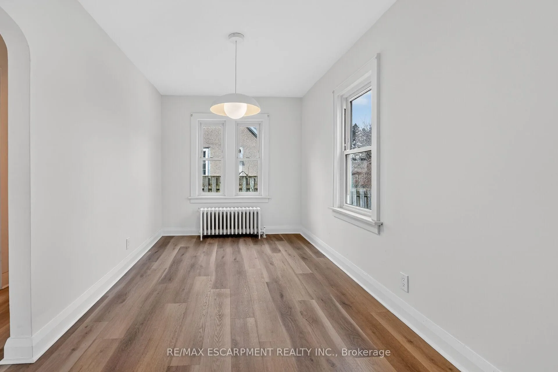 Photo 12 of 29 Rosemount Avenue, Port Colborne, Sugarloaf — HOMEH