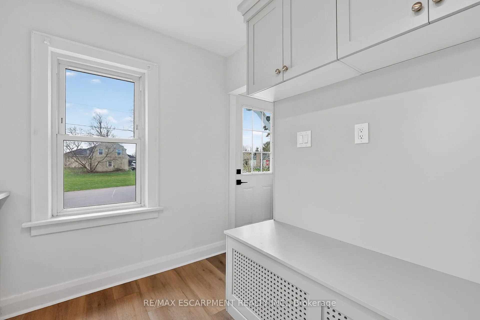 Photo 26 of 29 Rosemount Avenue, Port Colborne, Sugarloaf — HOMEH