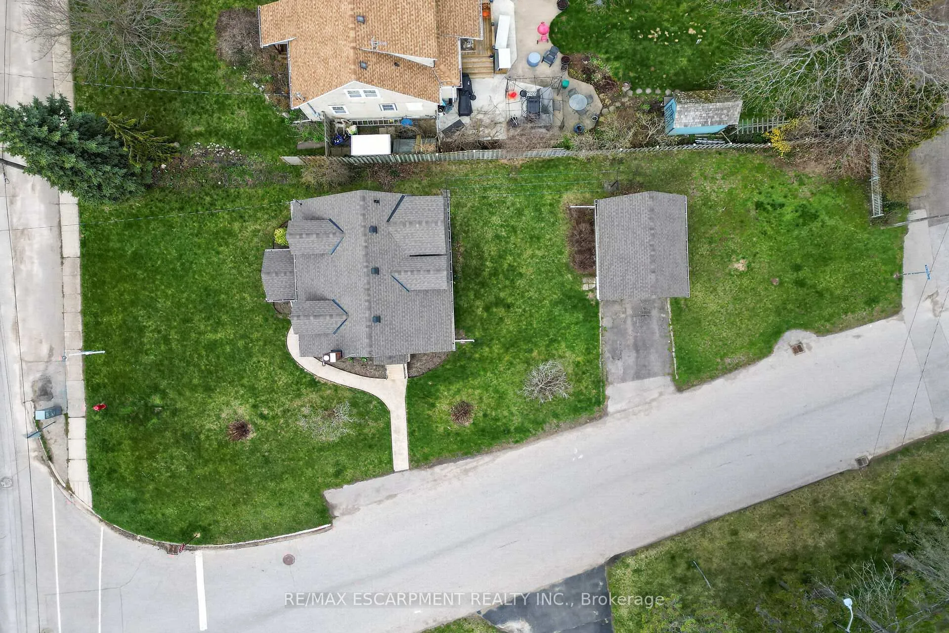 Photo 31 of 29 Rosemount Avenue, Port Colborne, Sugarloaf — HOMEH