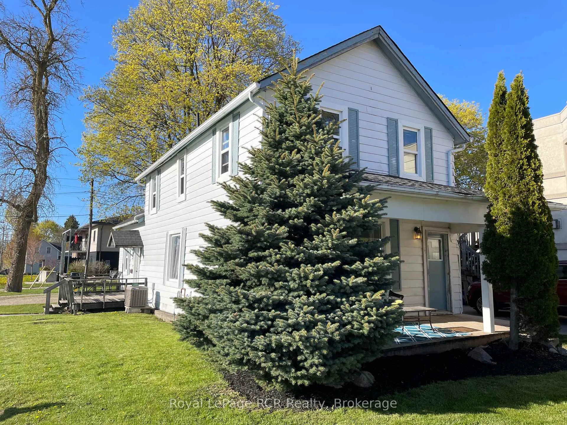 Photo 1 of 203 Main Street E, Minto — HOMEH