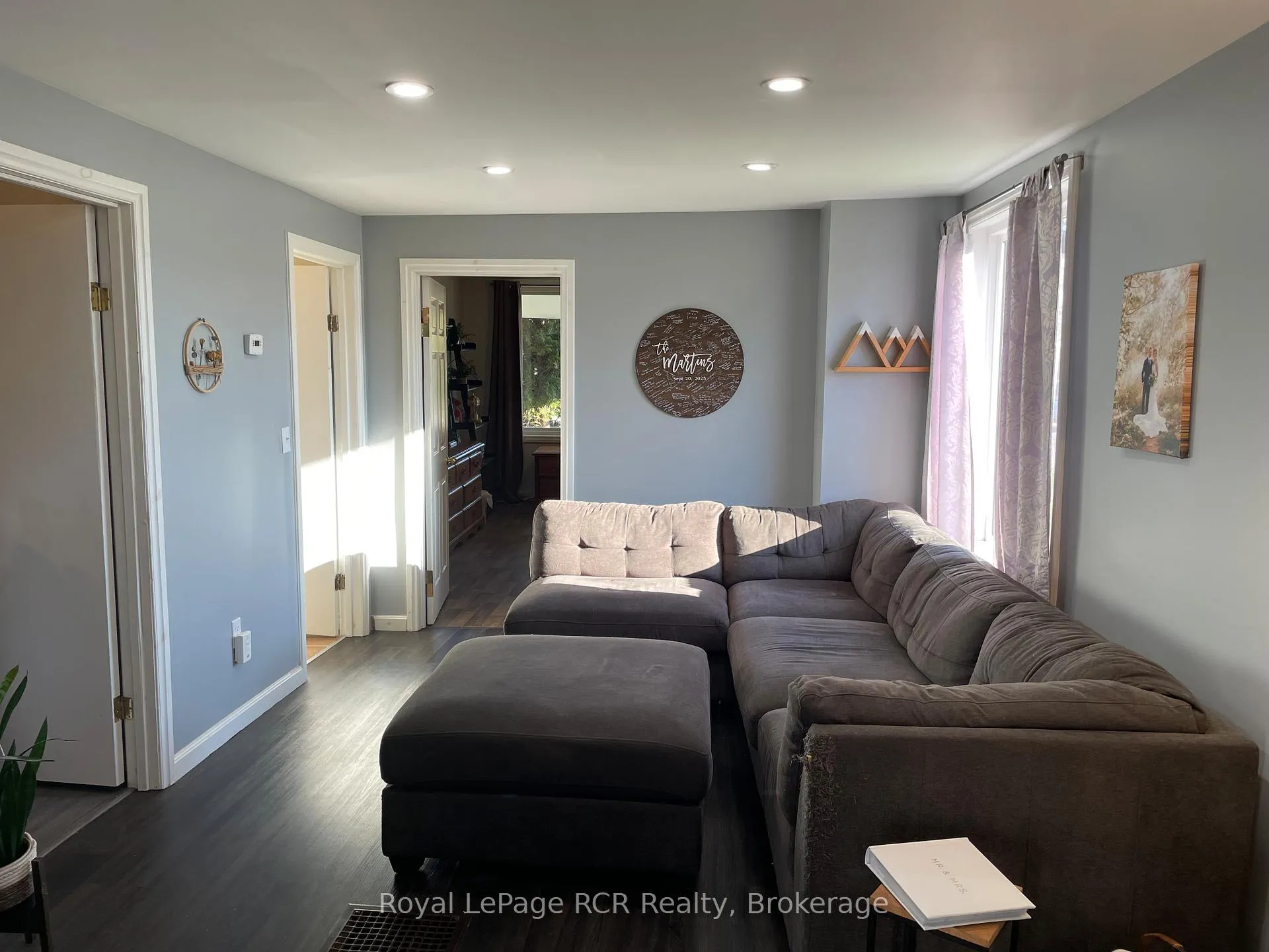 Photo 11 of 203 Main Street E, Minto — HOMEH