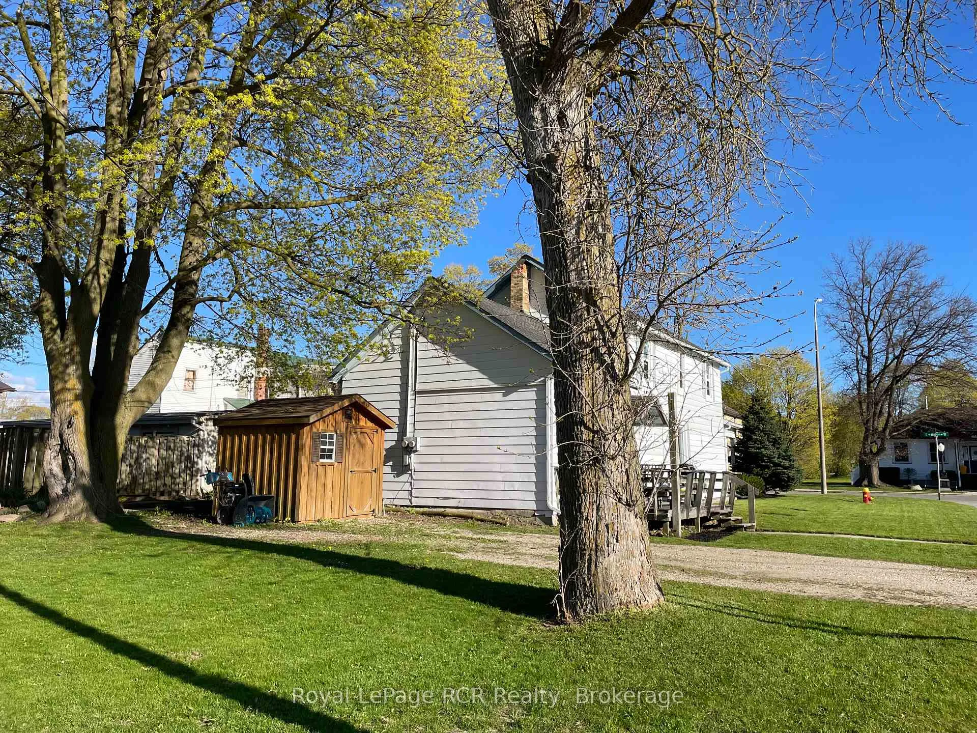 Photo 22 of 203 Main Street E, Minto — HOMEH