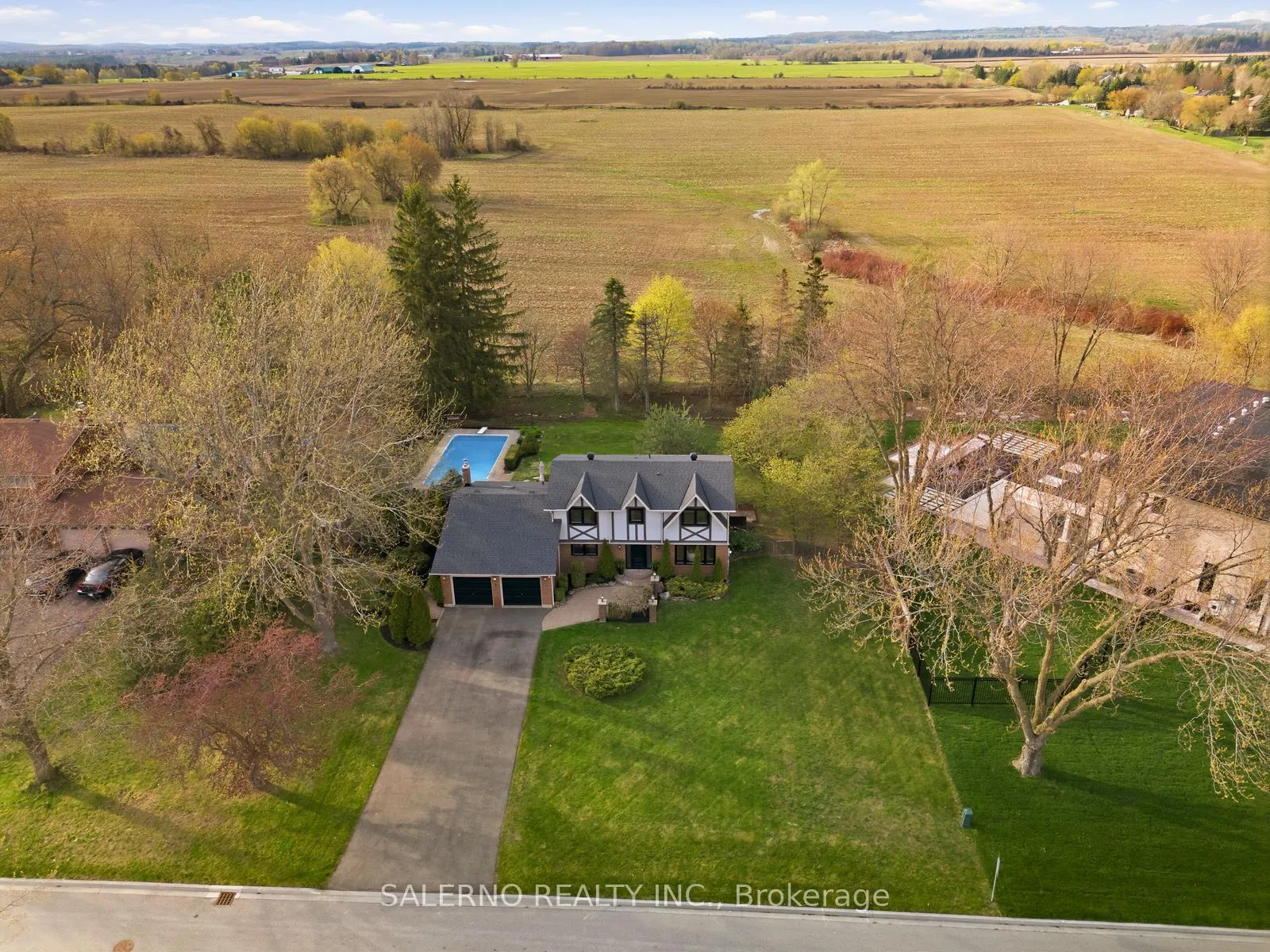 Photo 4 of 8 Simon Henry Avenue, King, Nobleton — HOMEH