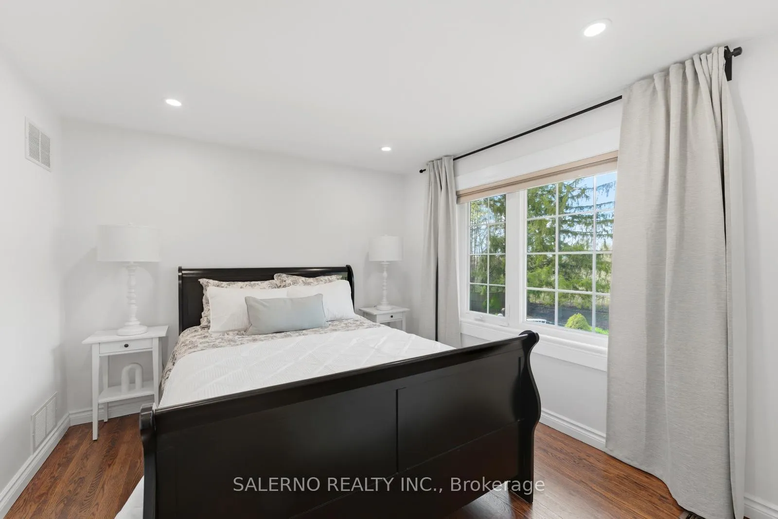 Photo 36 of 8 Simon Henry Avenue, King, Nobleton — HOMEH